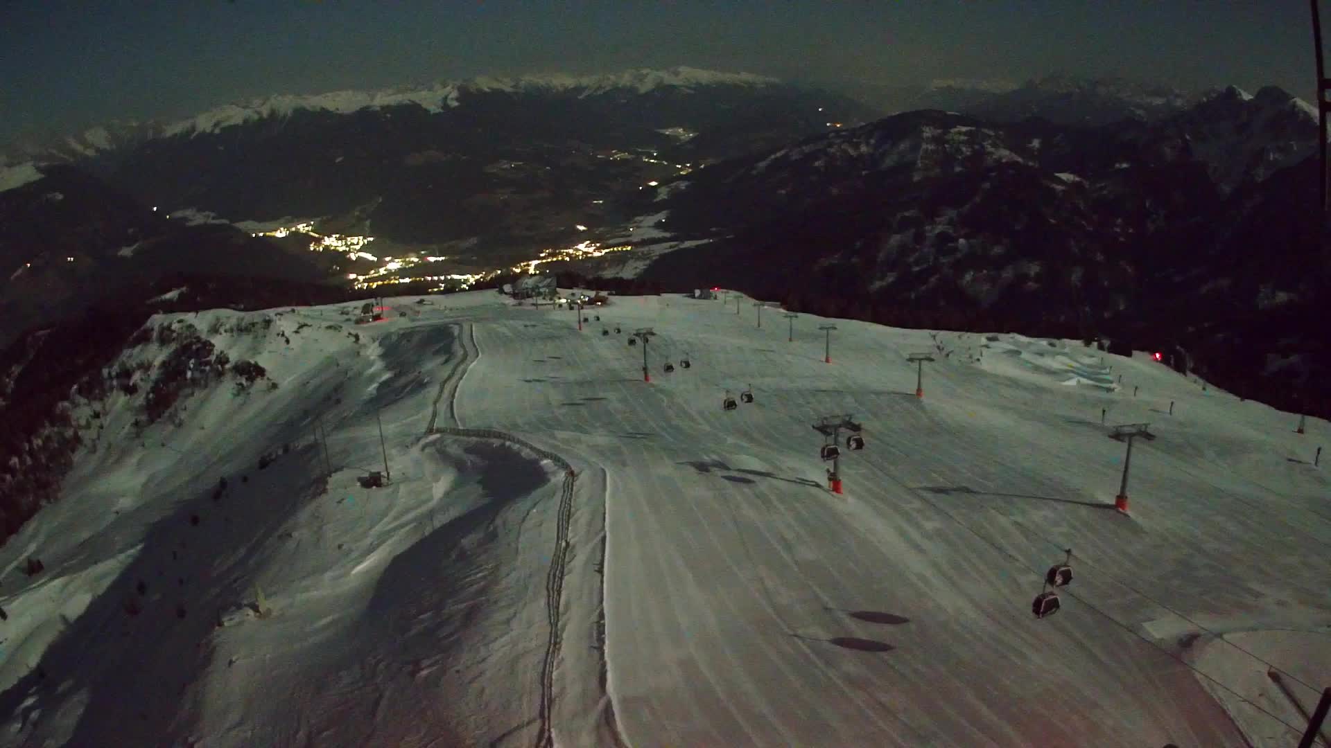 Kronplatz peak | view to Valdaora – Olang