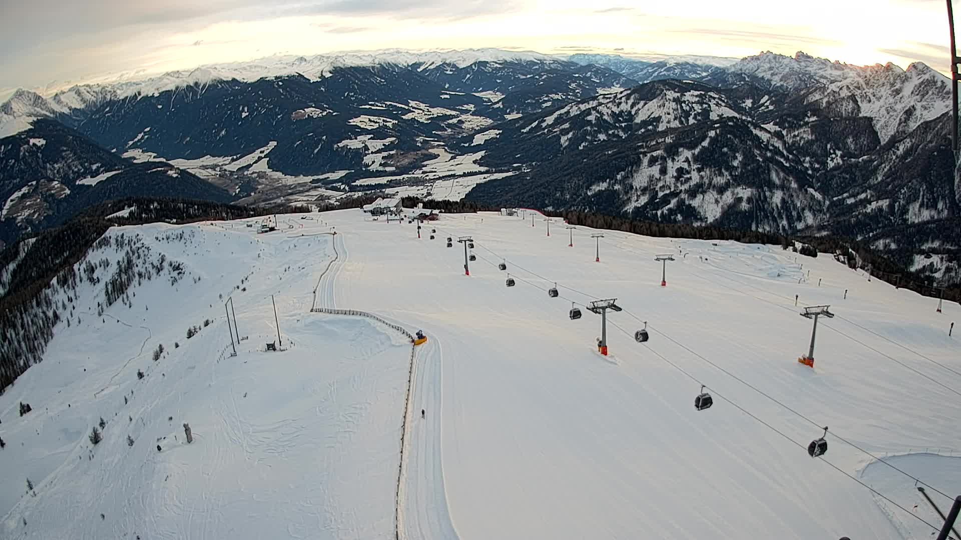 Sommet du Kronplatz | vue sur Valdaora – Olang