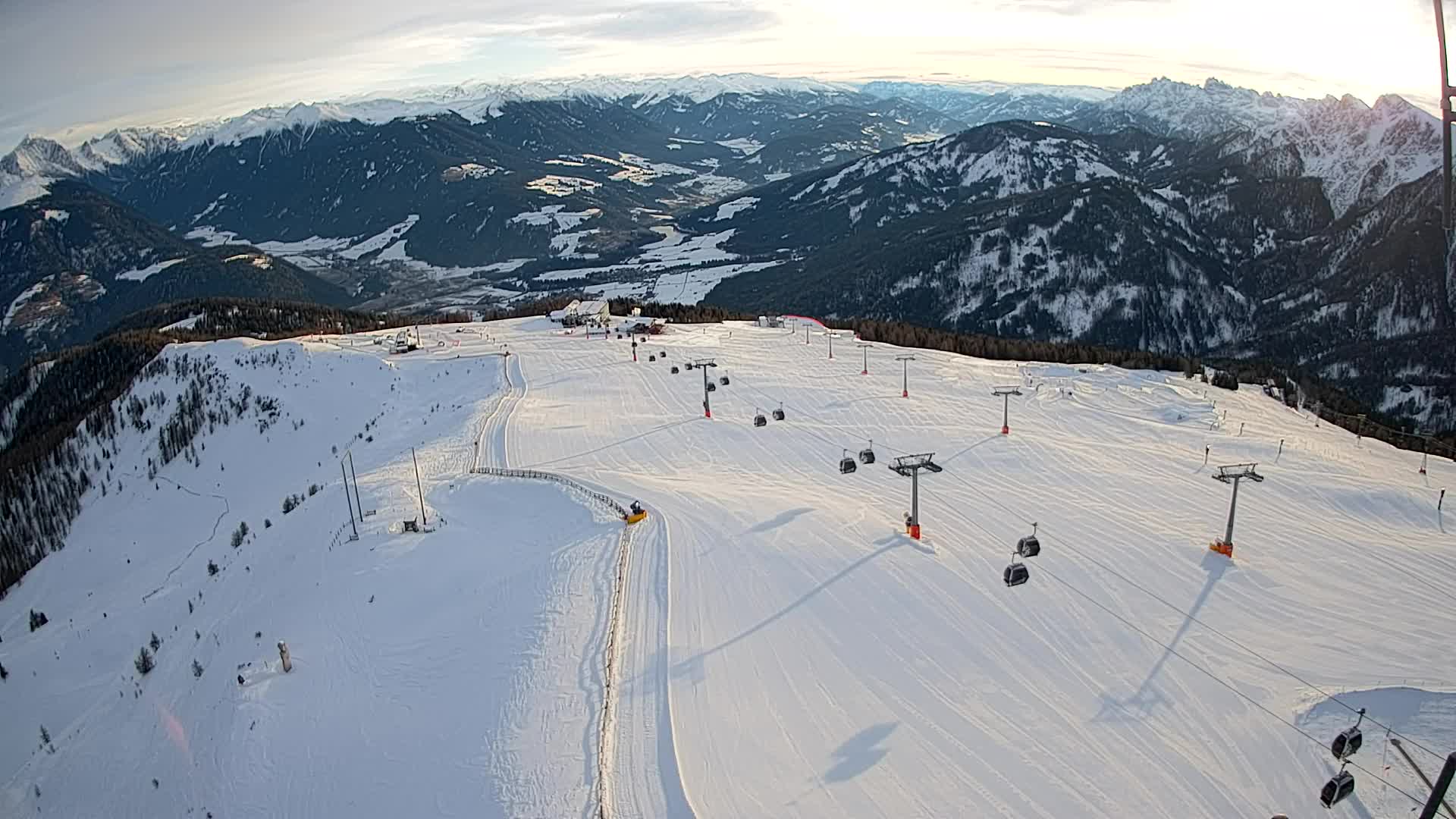 Kronplatz peak | view to Valdaora – Olang