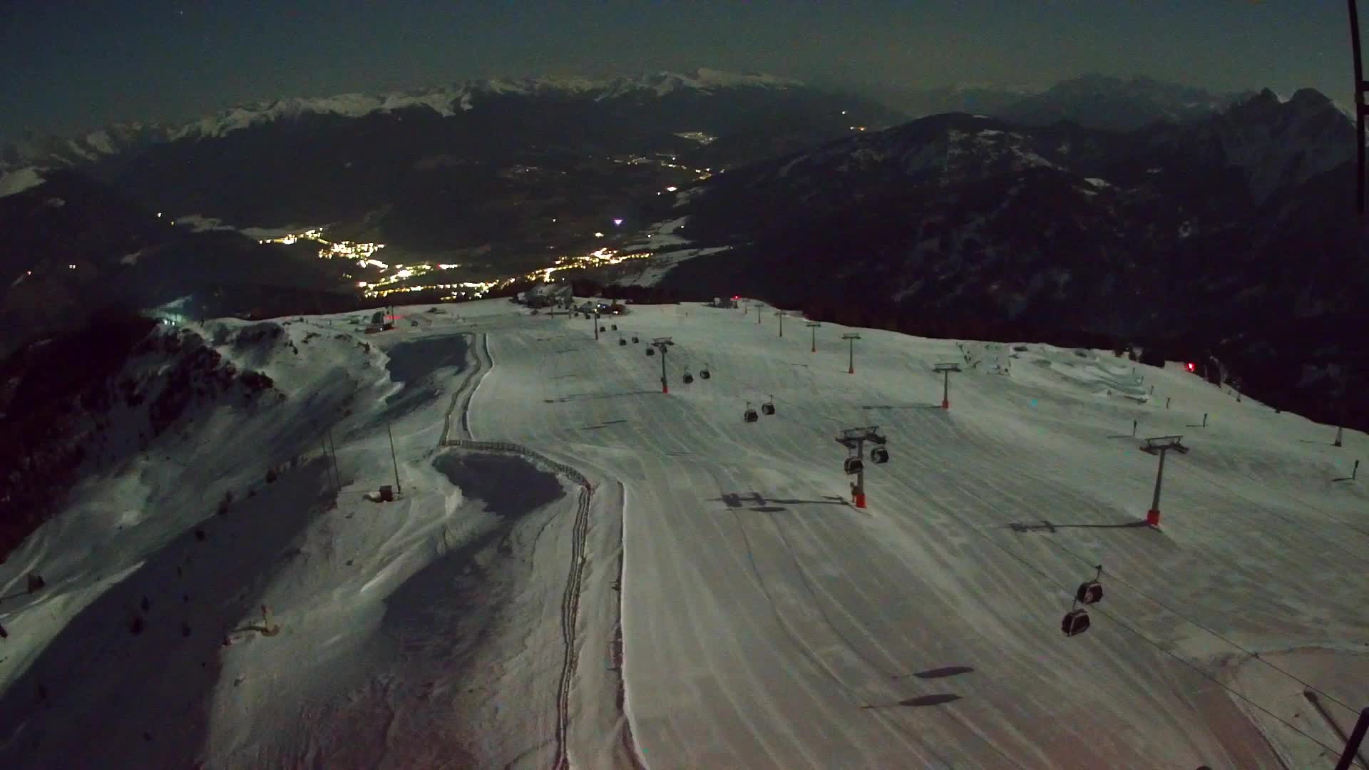 Kronplatz peak | view to Valdaora – Olang