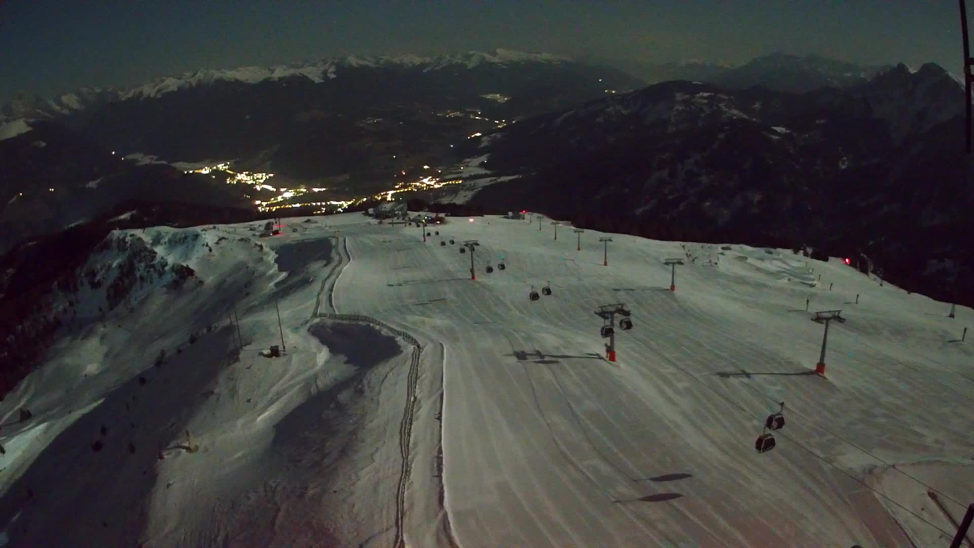 Kronplatz peak | view to Valdaora – Olang
