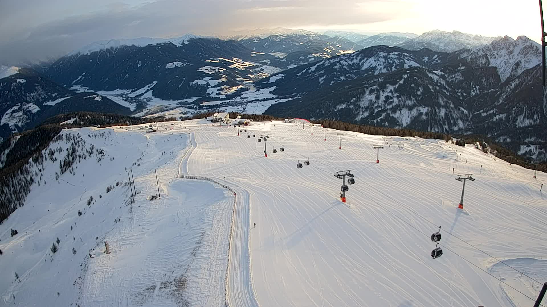Kronplatz peak | view to Valdaora – Olang