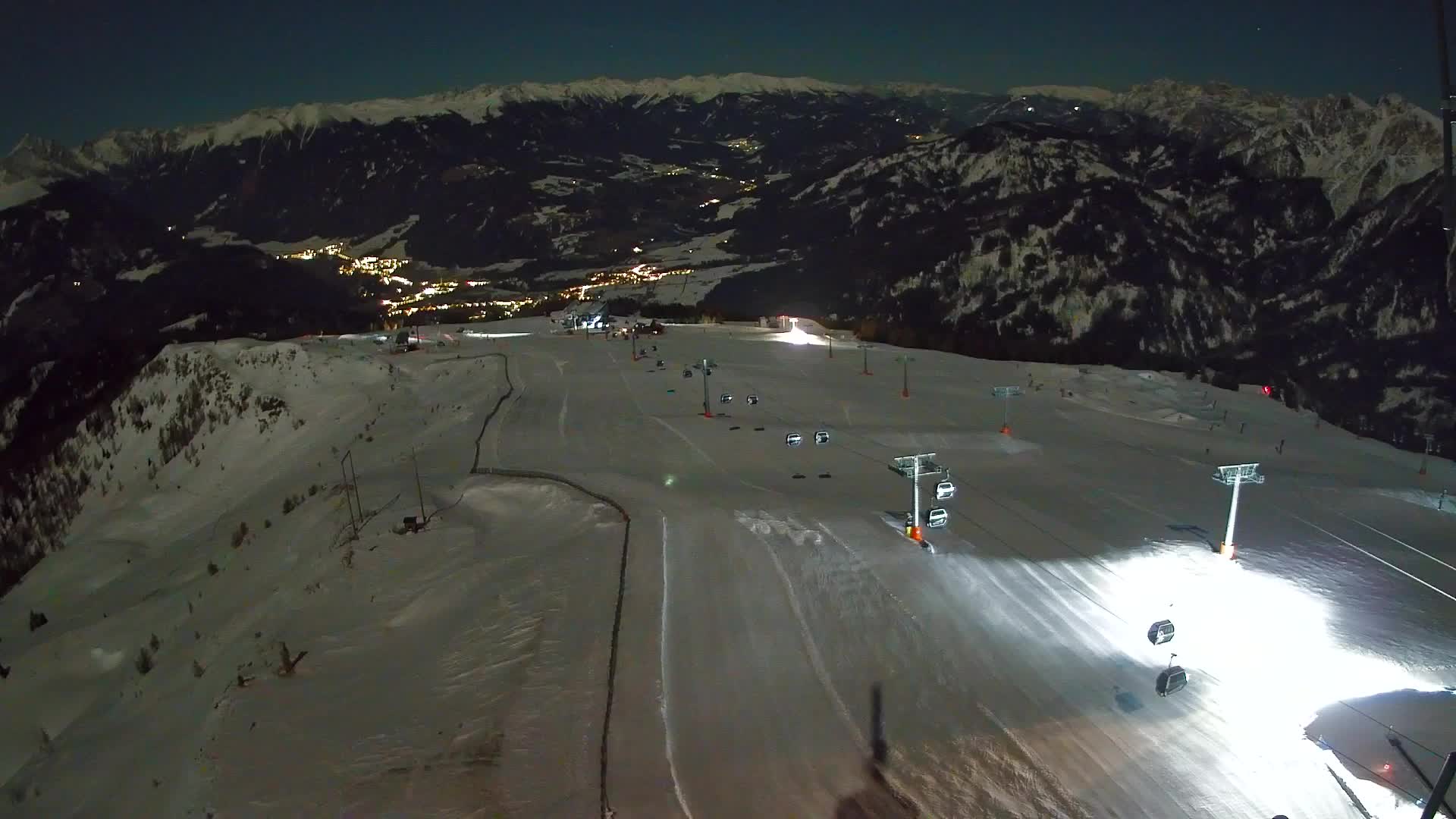 Kronplatz peak | view to Valdaora – Olang