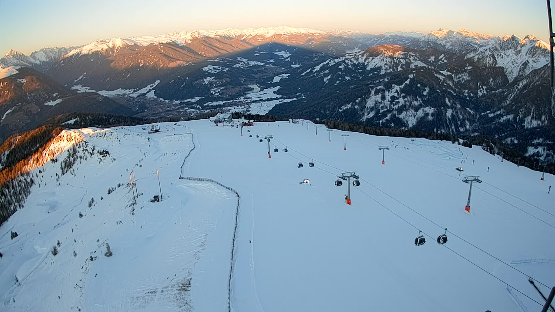 Kronplatz peak | view to Valdaora – Olang