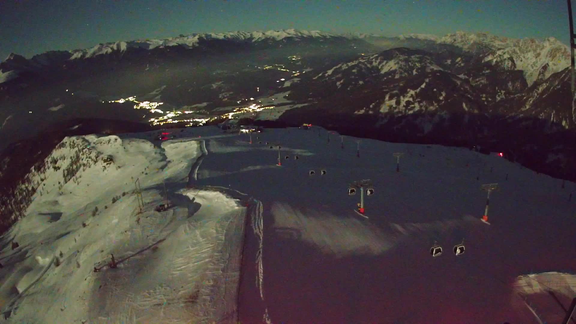 Kronplatz peak | view to Valdaora – Olang