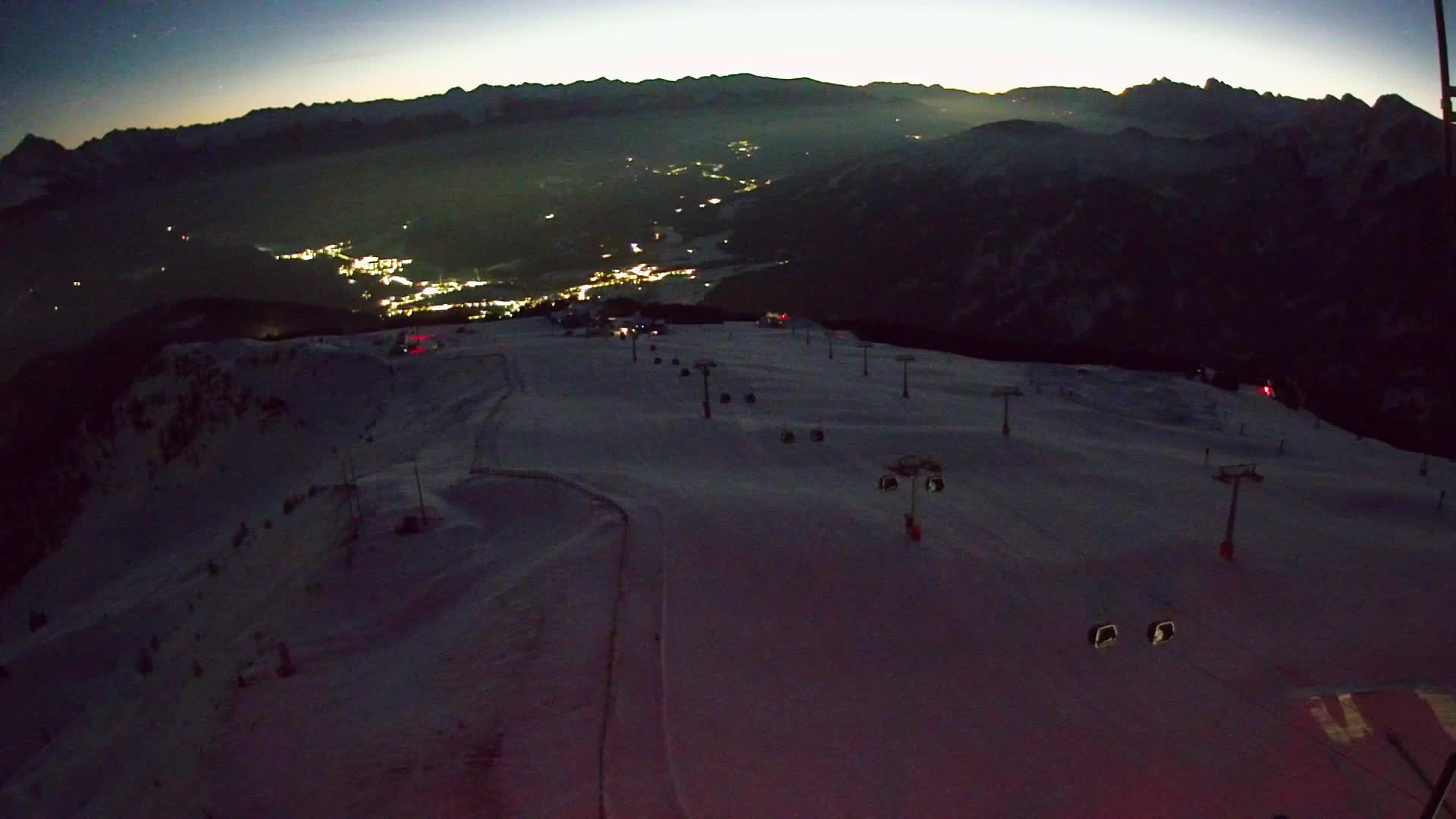 Kronplatz peak | view to Valdaora – Olang