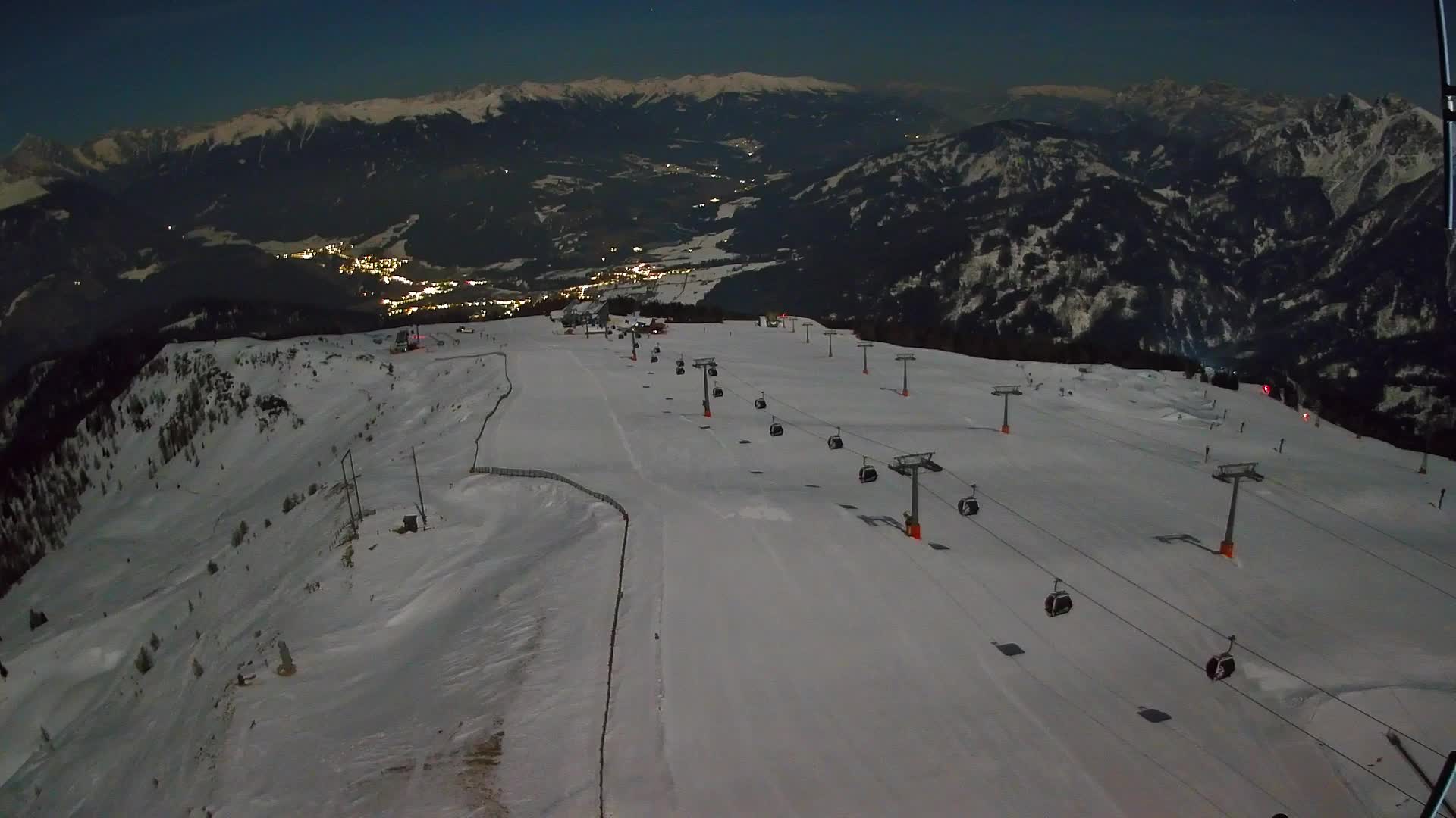 Kronplatz peak | view to Valdaora – Olang