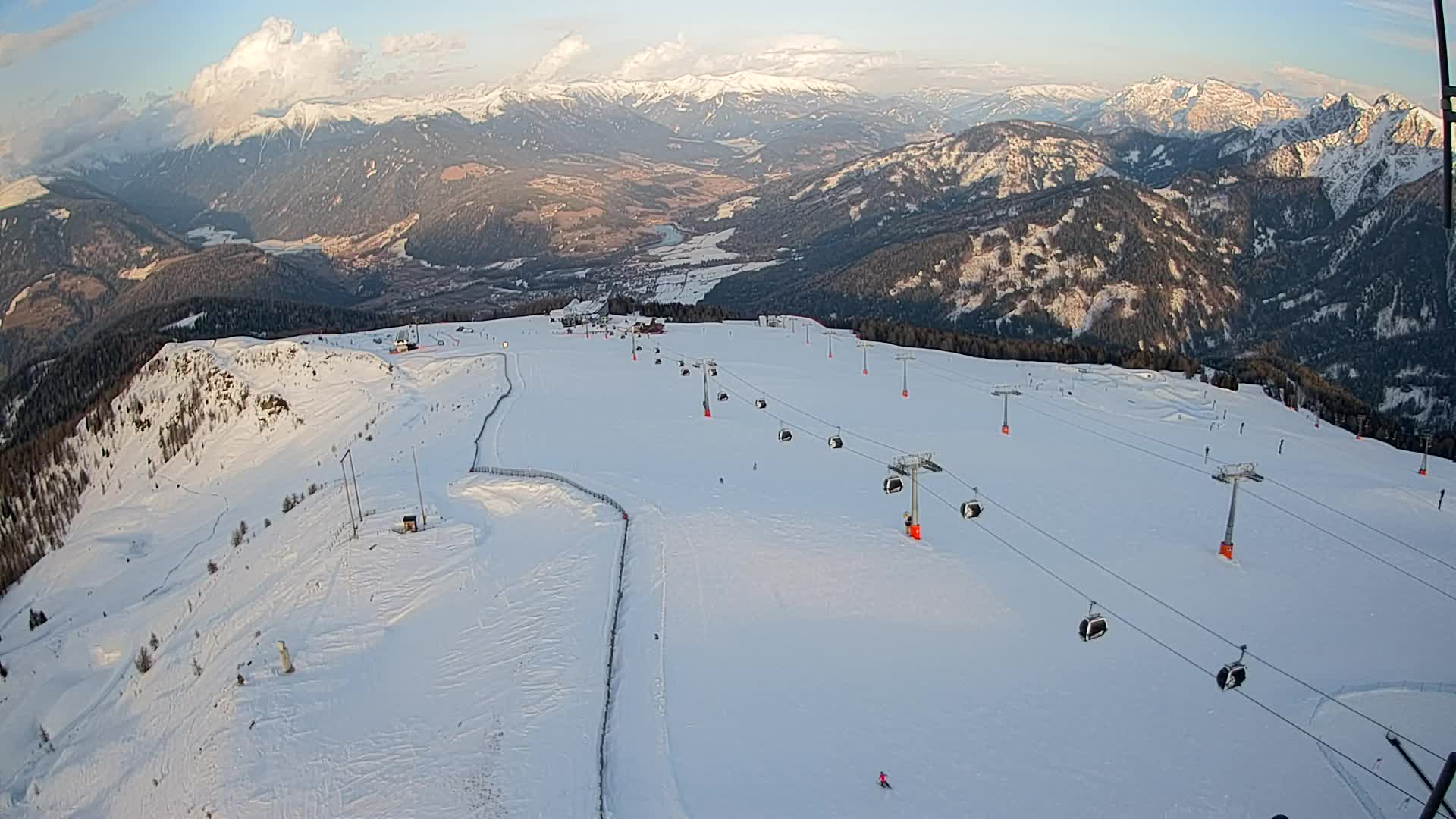 Kronplatz peak | view to Valdaora – Olang