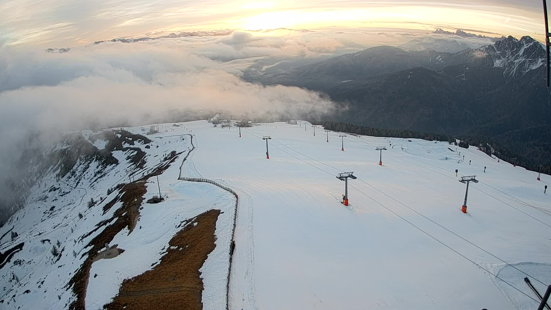 Kronplatz peak | view to Valdaora – Olang