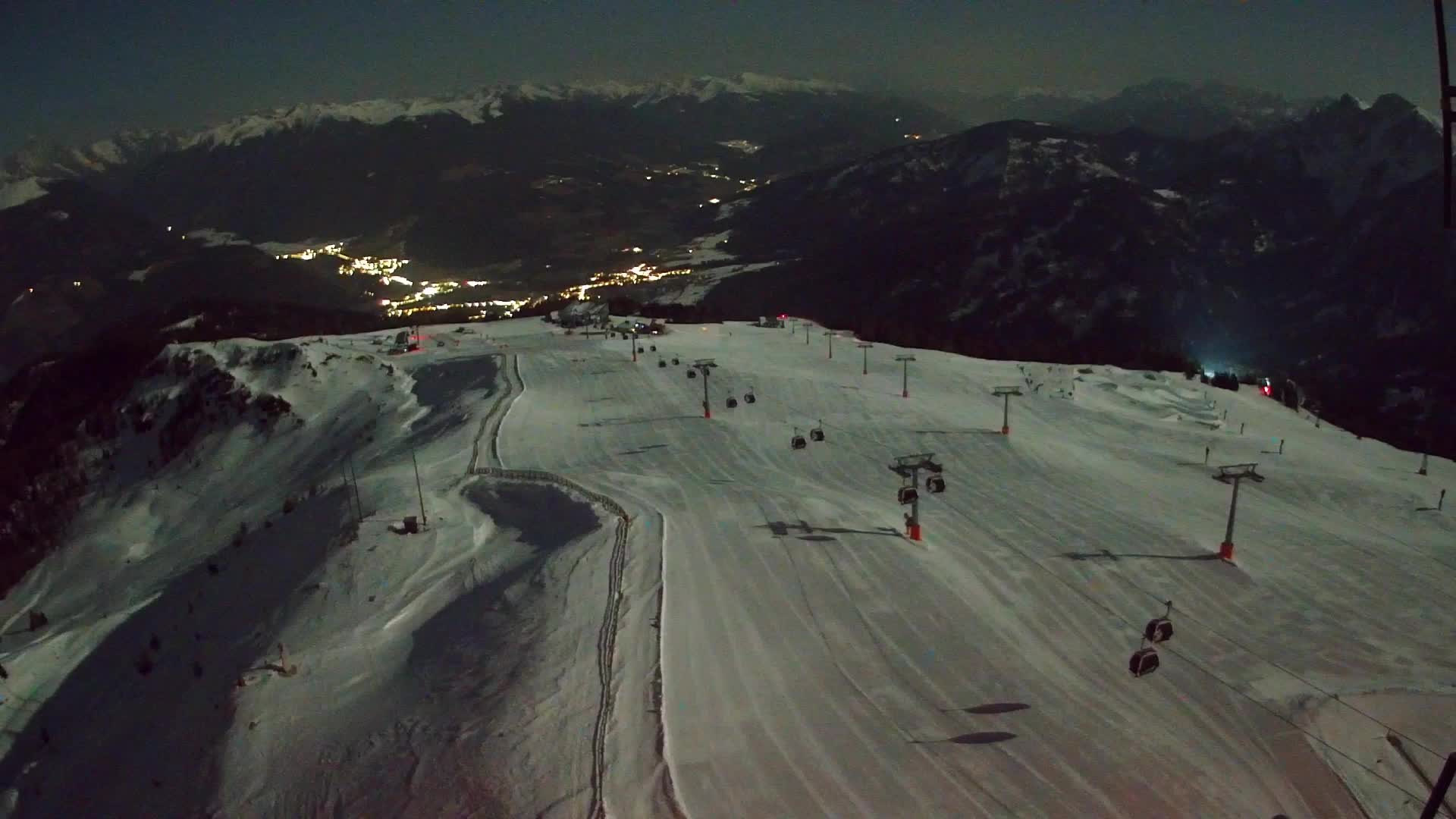 Kronplatz peak | view to Valdaora – Olang