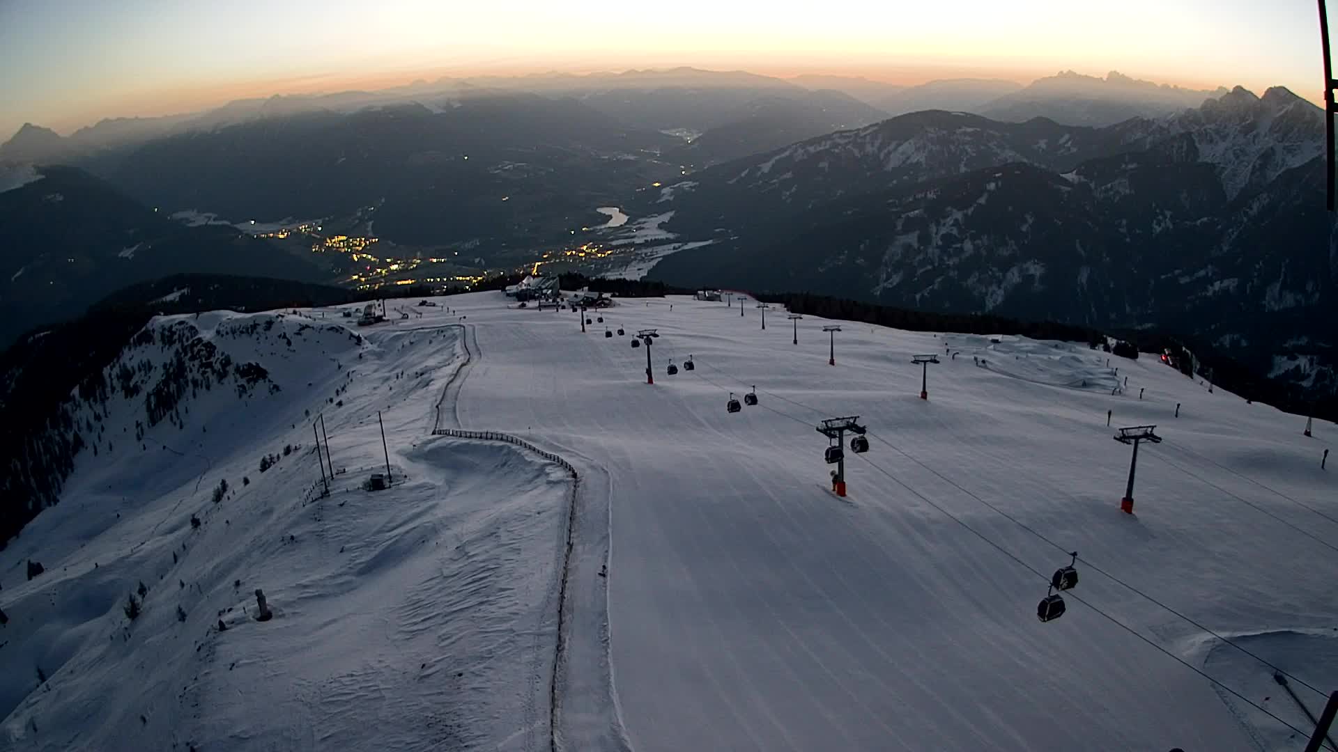 Kronplatz peak | view to Valdaora – Olang
