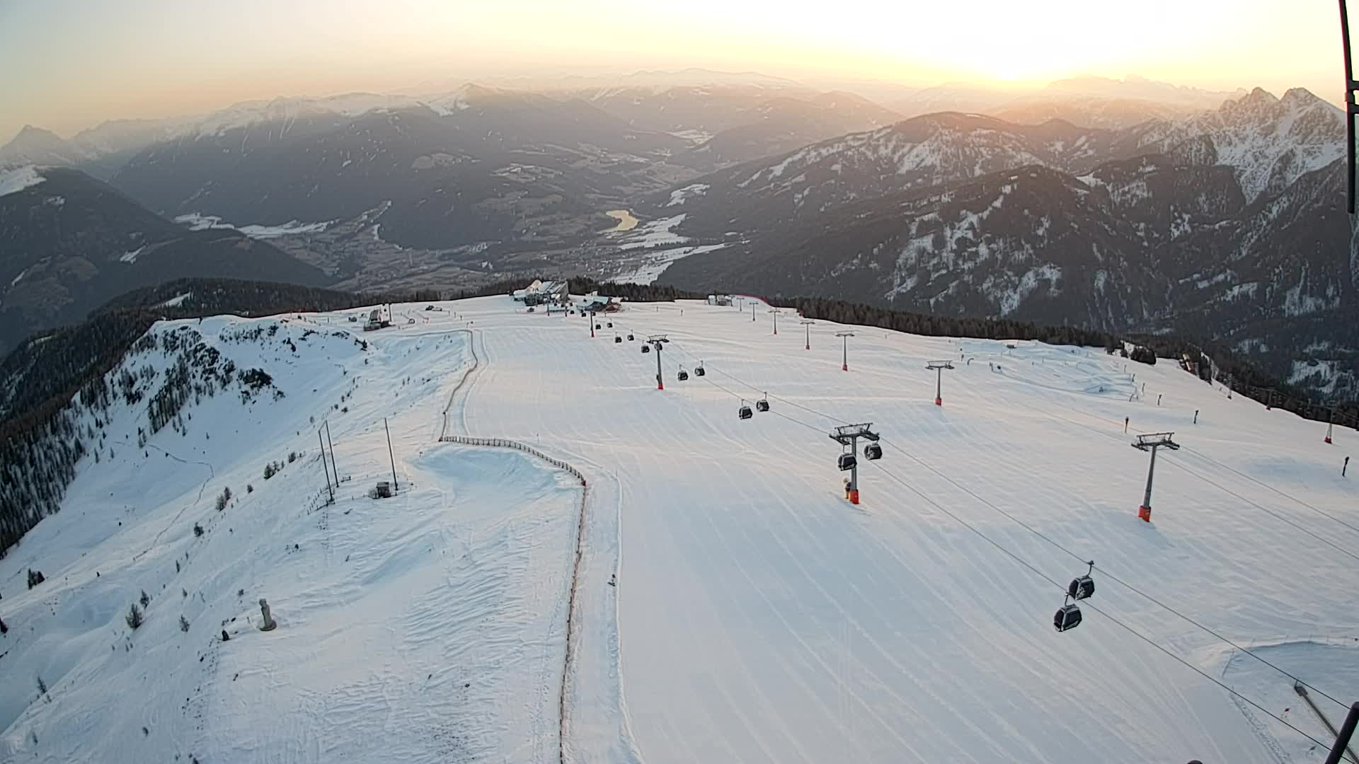 Kronplatz-Gipfel | Blick nach Olang – Valdaora