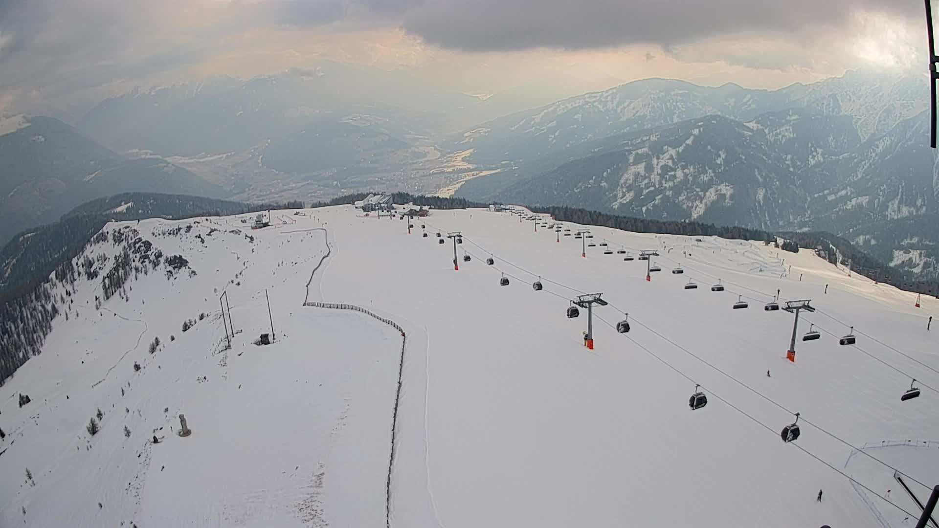 Kronplatz peak | view to Valdaora – Olang