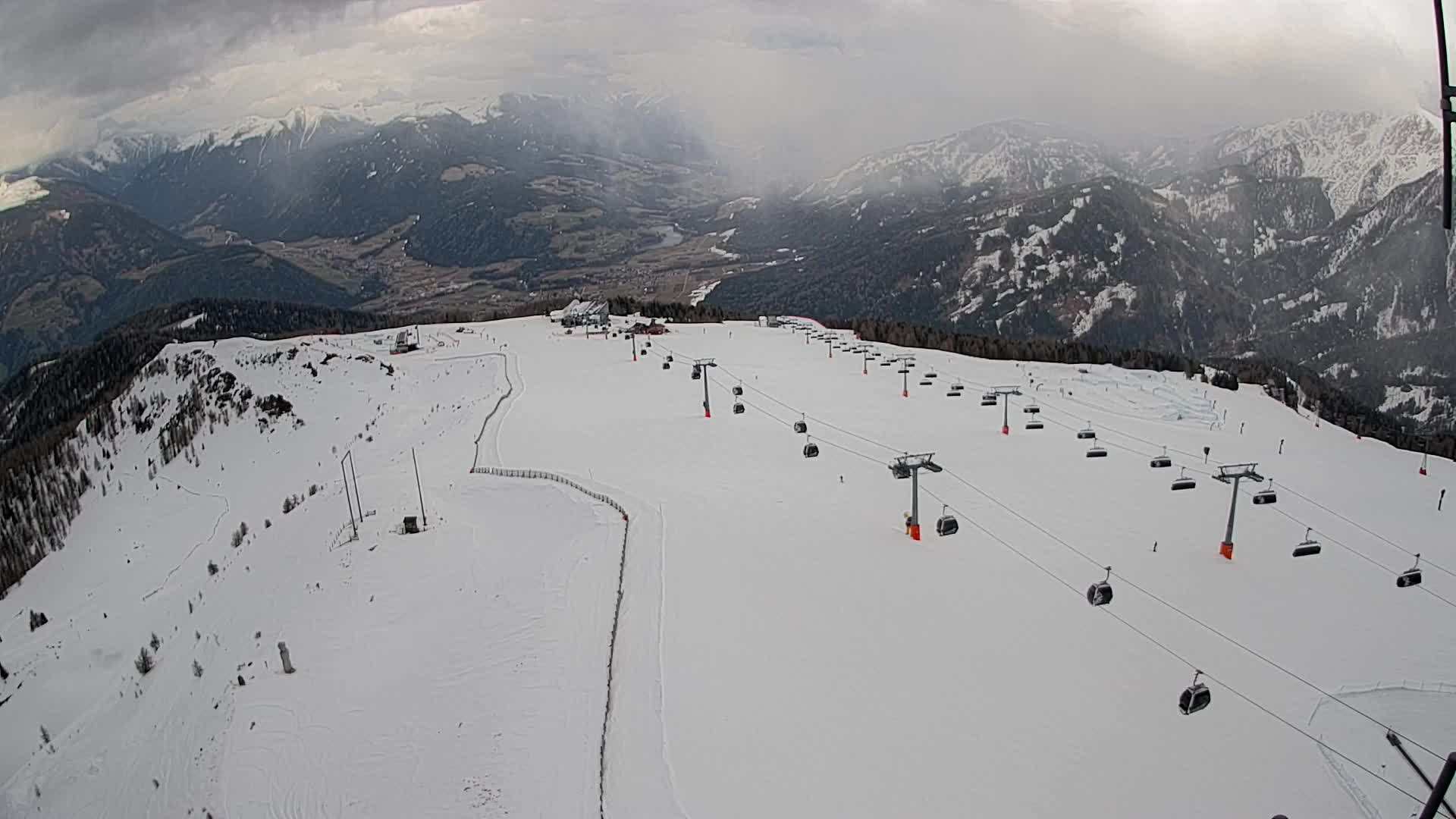 Kronplatz peak | view to Valdaora – Olang