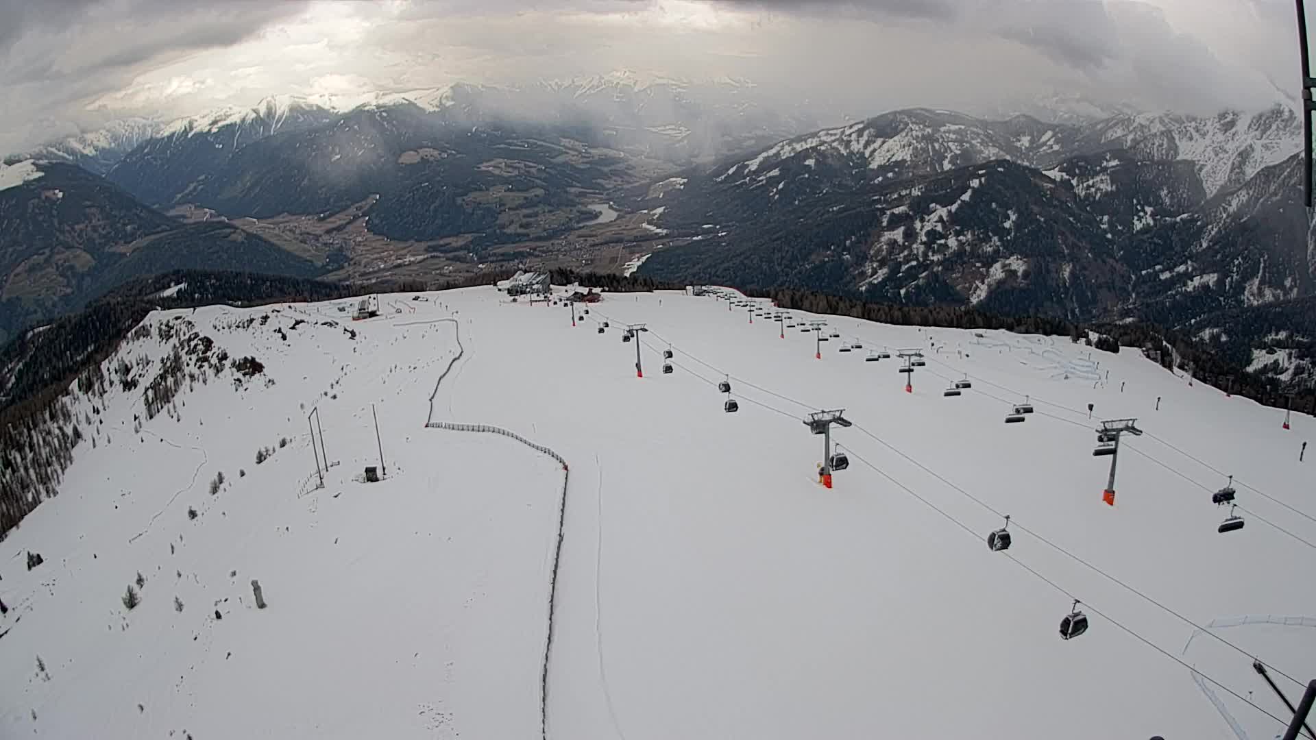 Kronplatz peak | view to Valdaora – Olang