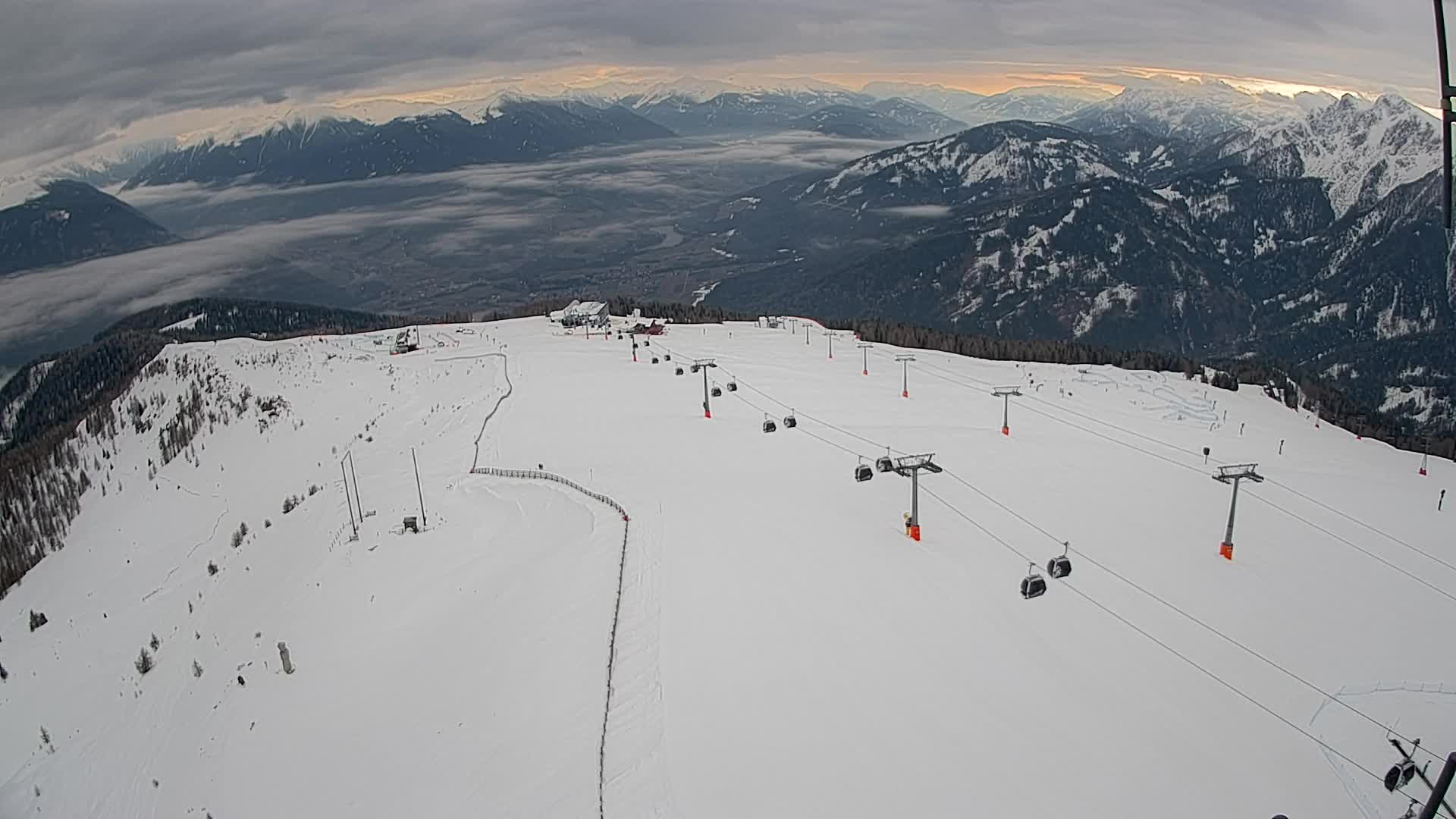 Kronplatz peak | view to Valdaora – Olang