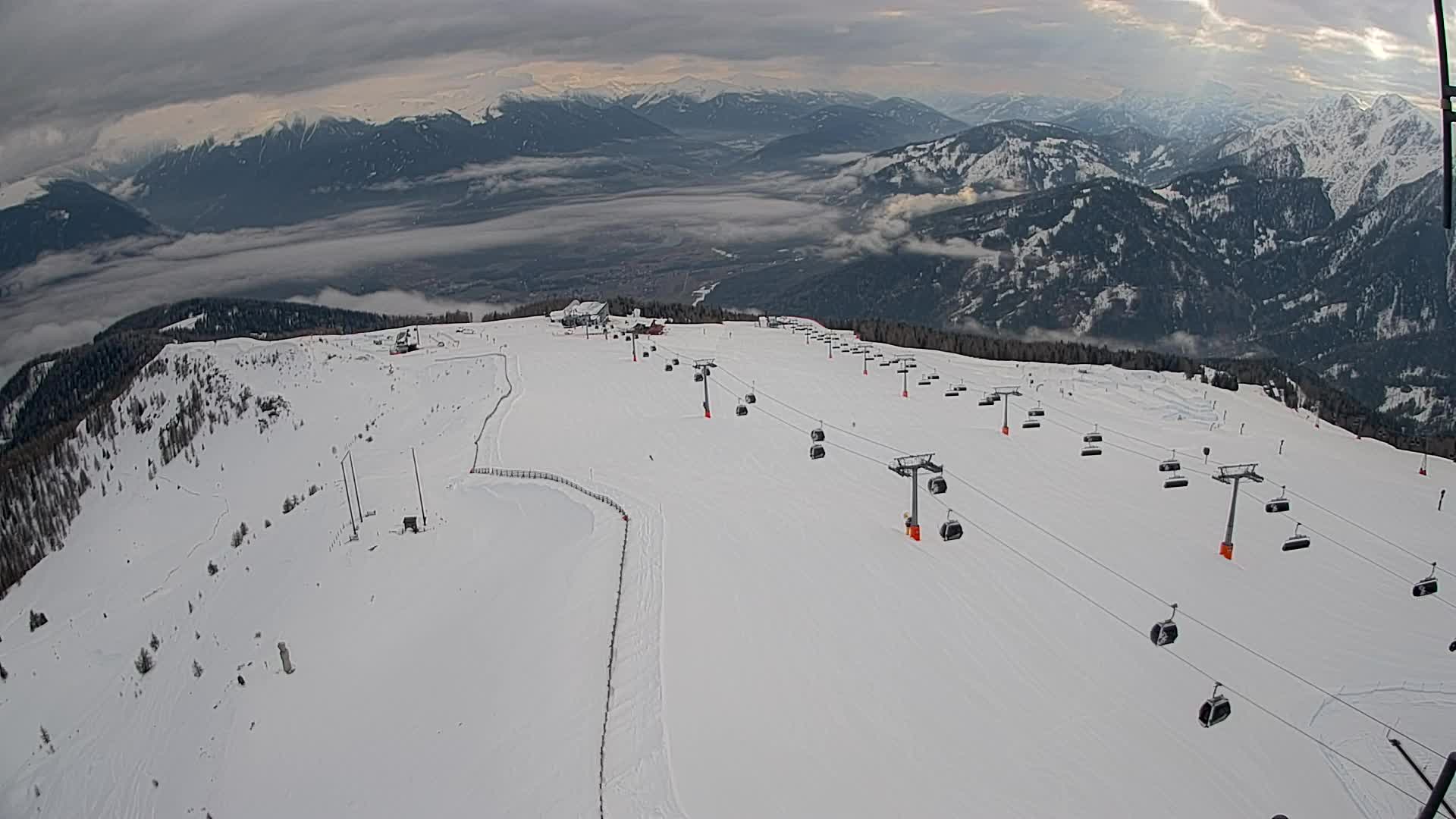 Kronplatz peak | view to Valdaora – Olang