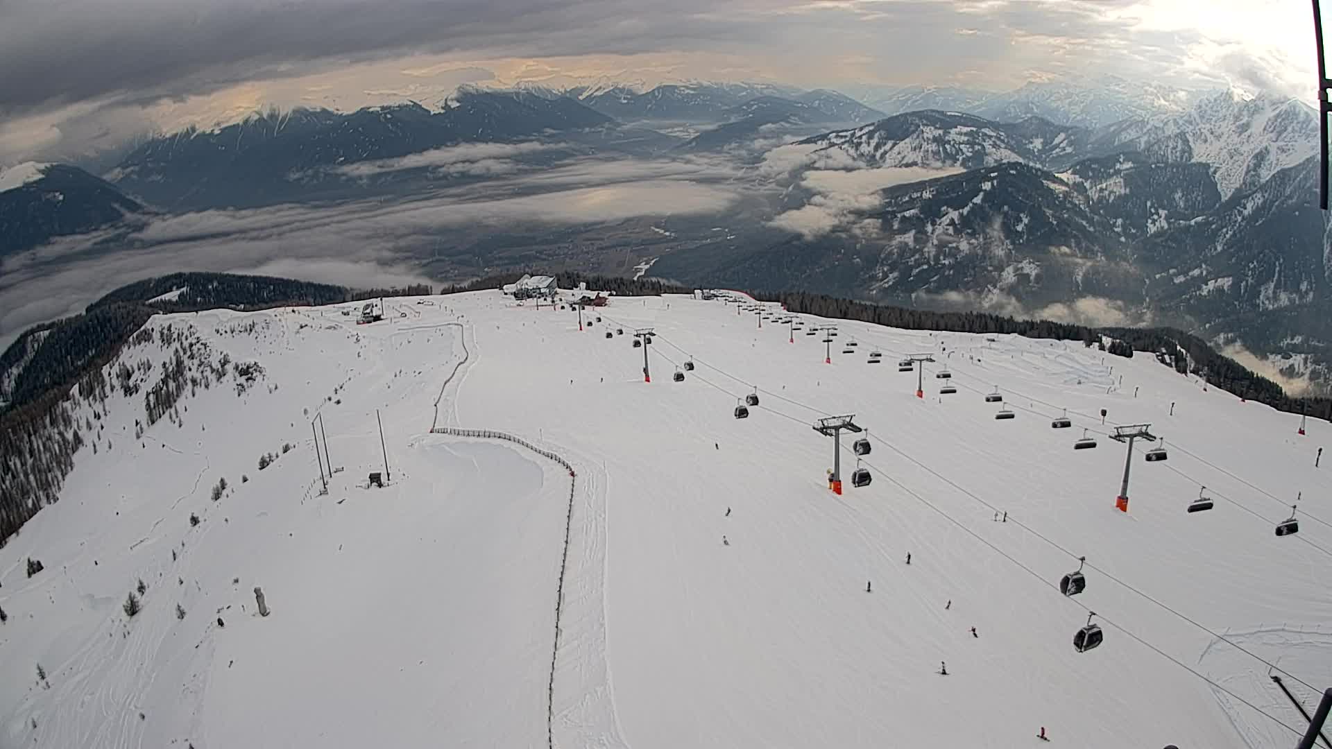 Kronplatz peak | view to Valdaora – Olang