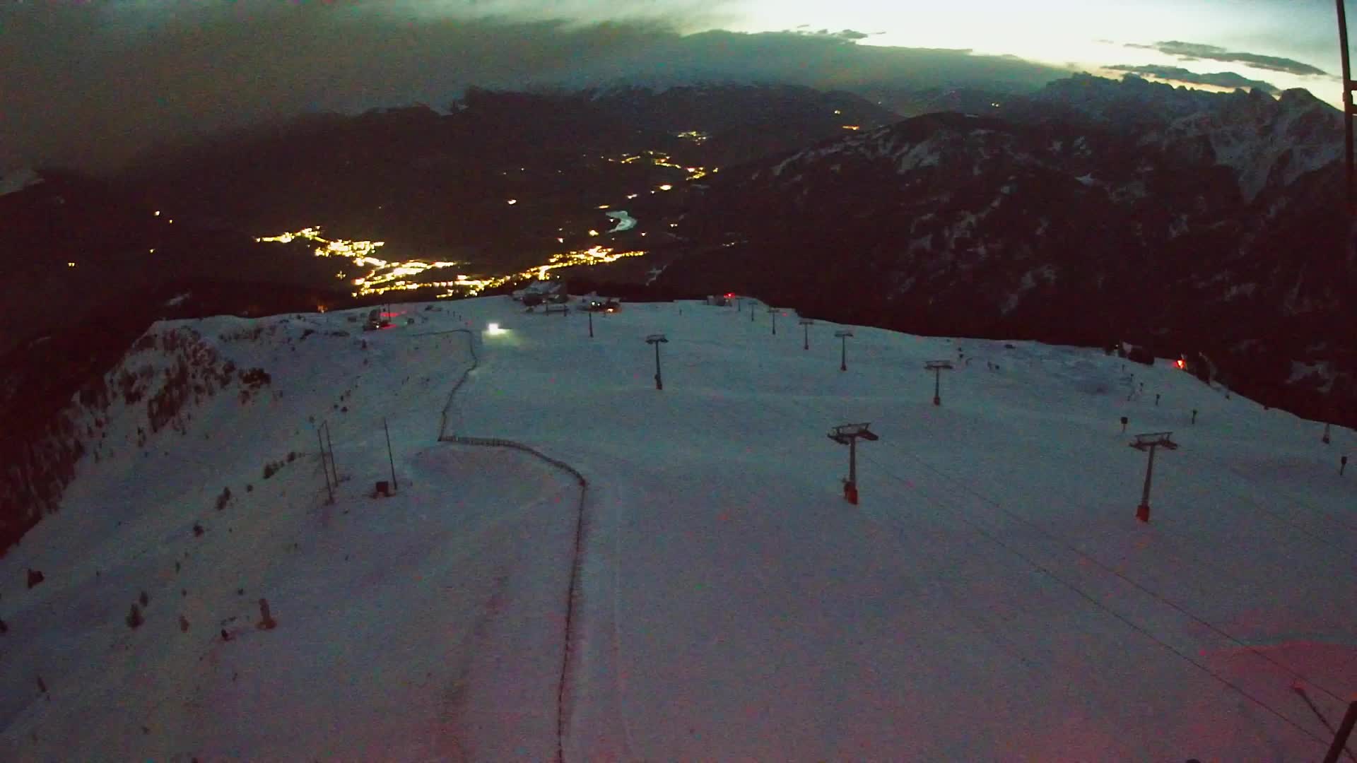 Kronplatz peak | view to Valdaora – Olang