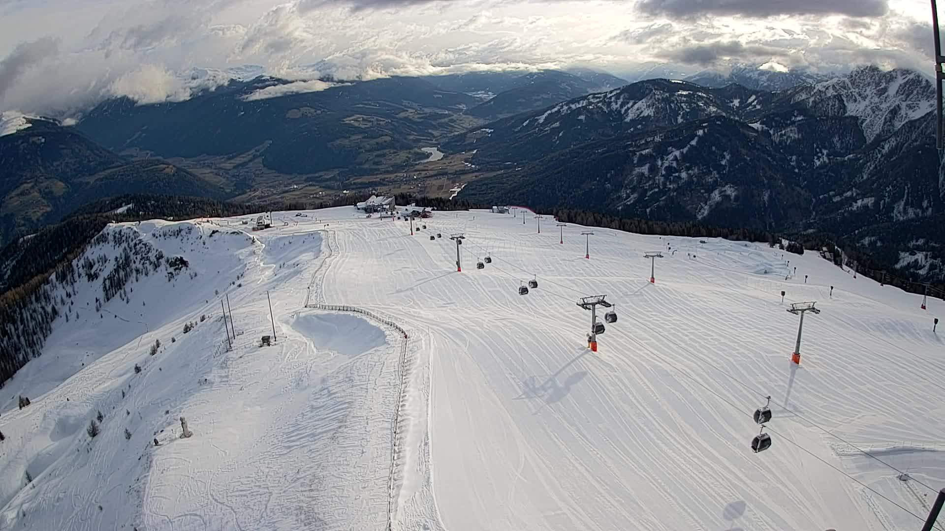 Kronplatz peak | view to Valdaora – Olang