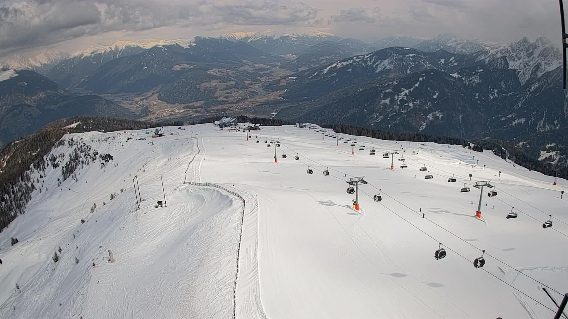 Kronplatz peak | view to Valdaora – Olang
