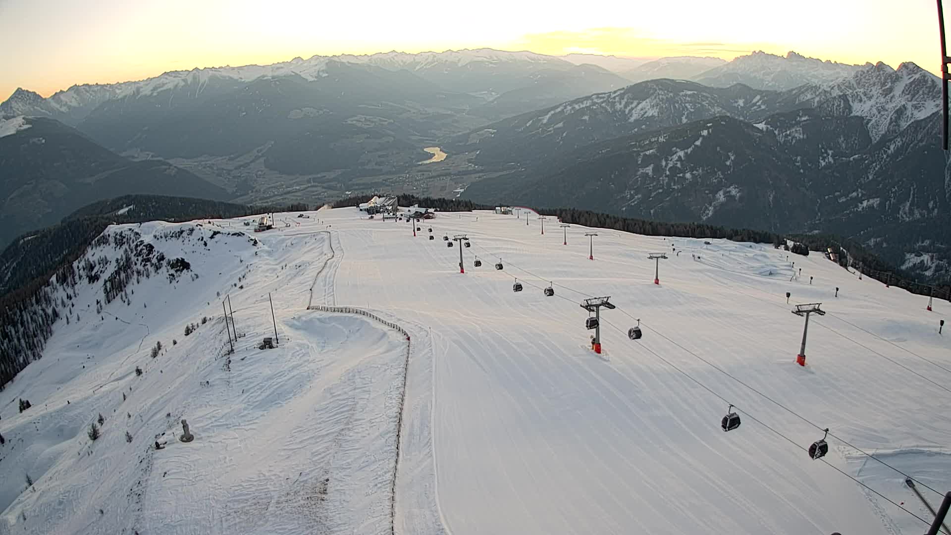 Sommet du Kronplatz | vue sur Valdaora – Olang