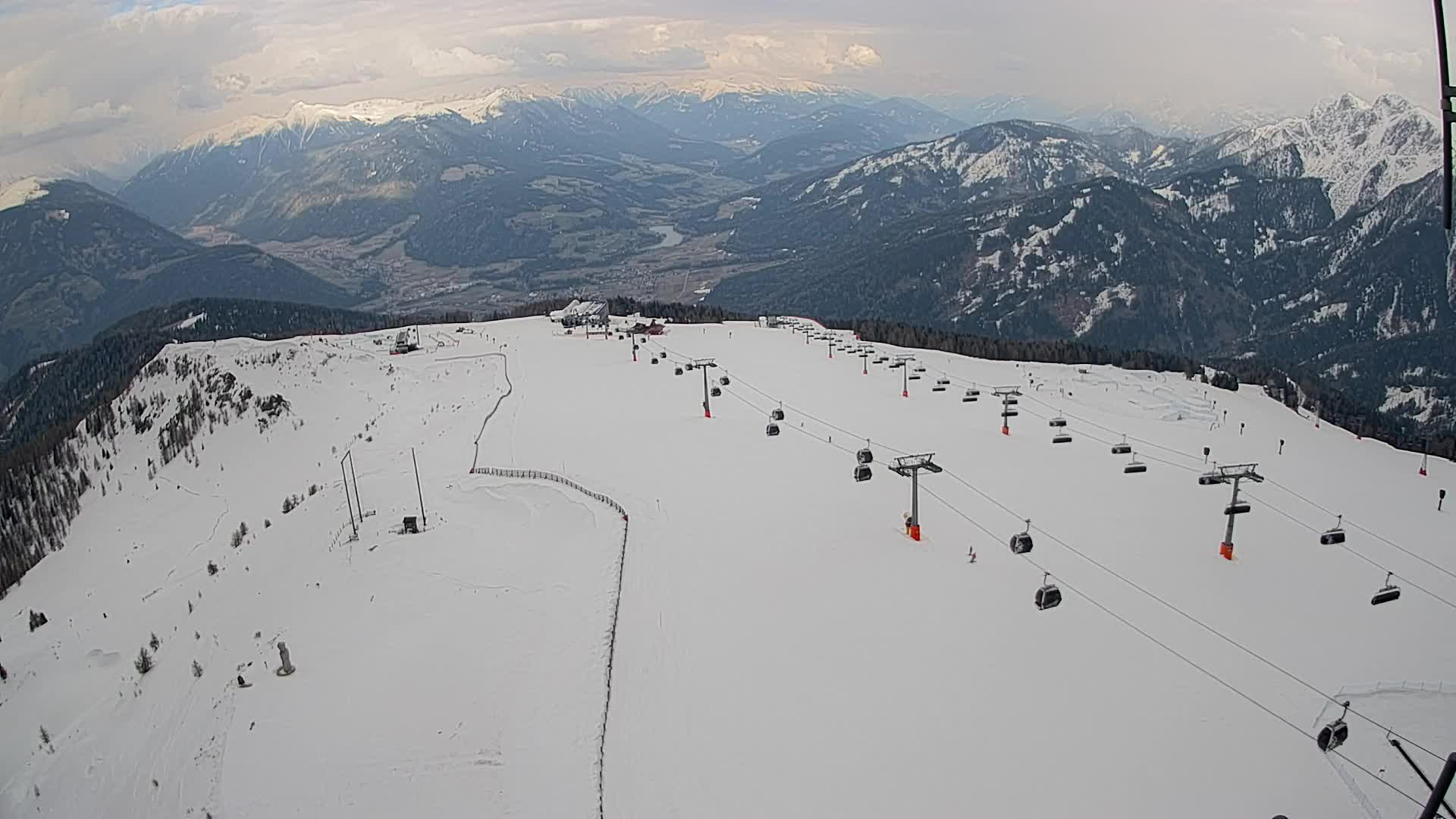 Kronplatz peak | view to Valdaora – Olang