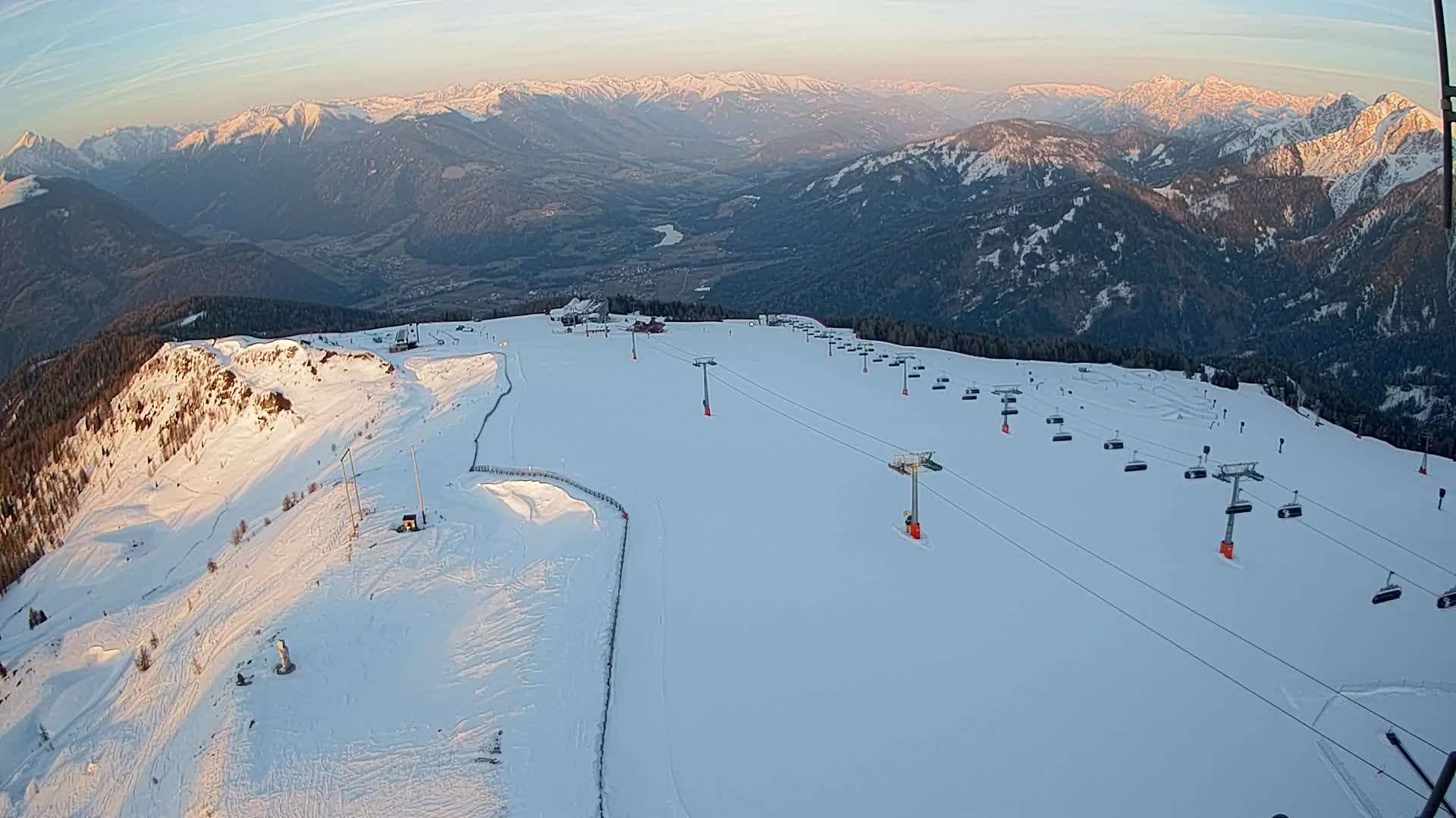 Kronplatz peak | view to Valdaora – Olang