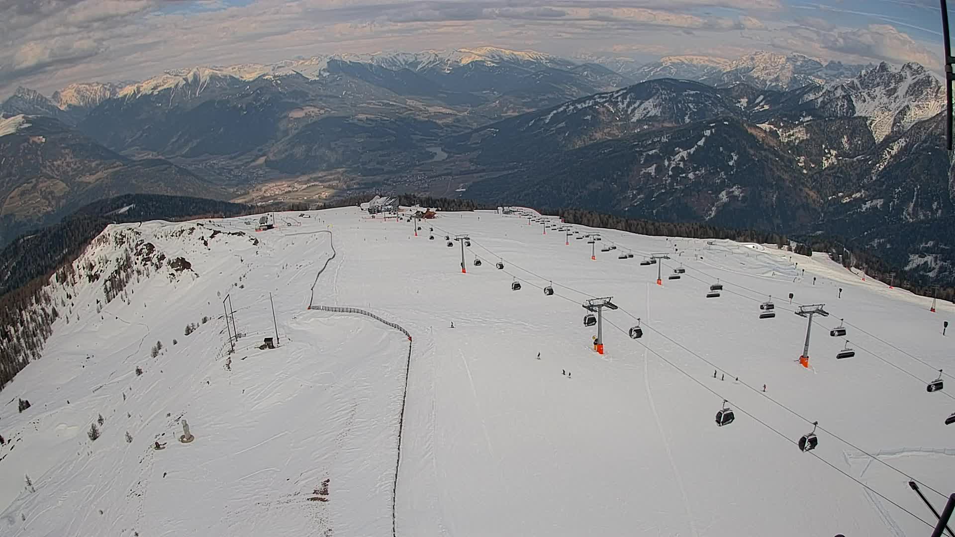 Kronplatz peak | view to Valdaora – Olang