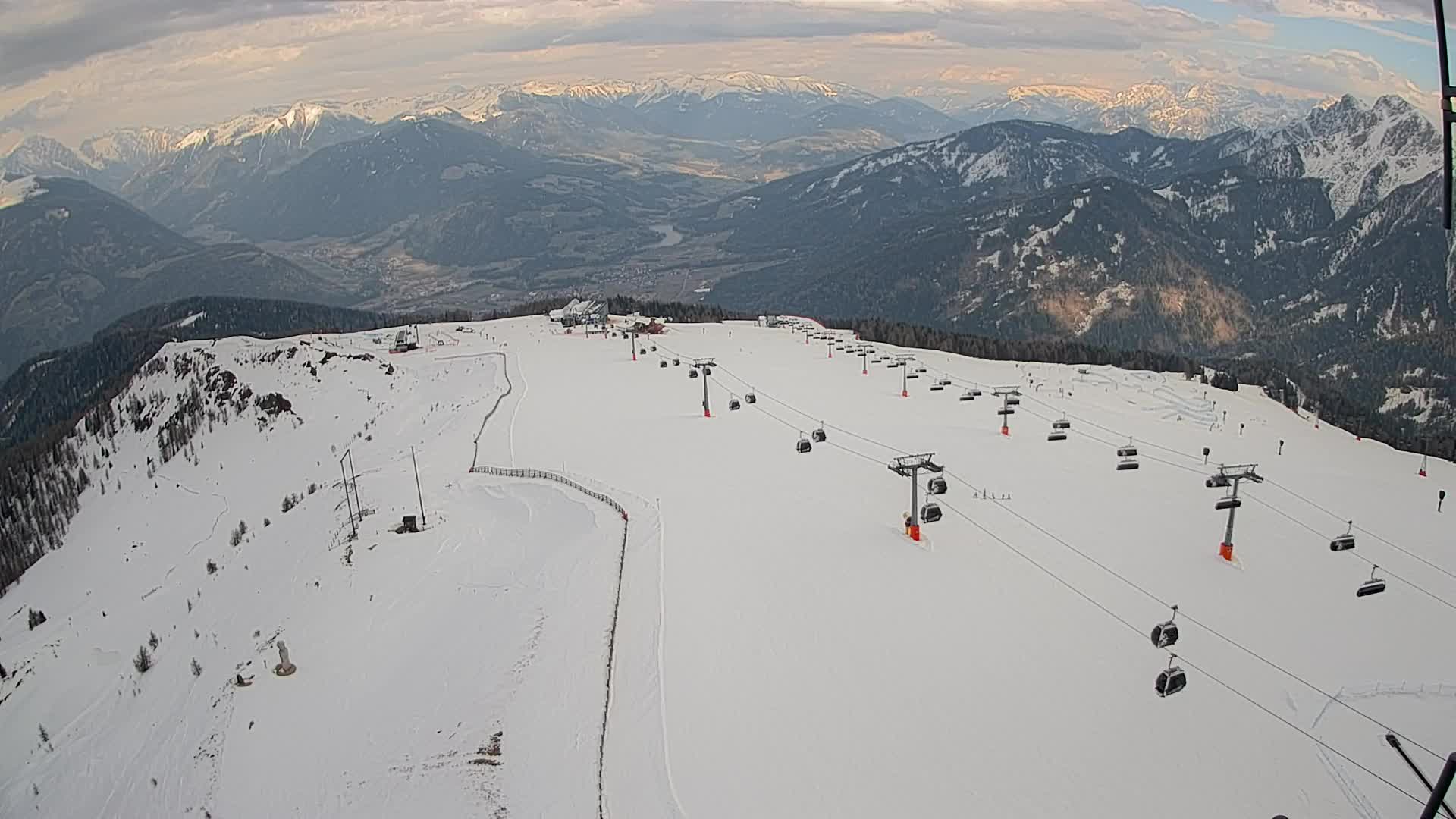 Kronplatz peak | view to Valdaora – Olang