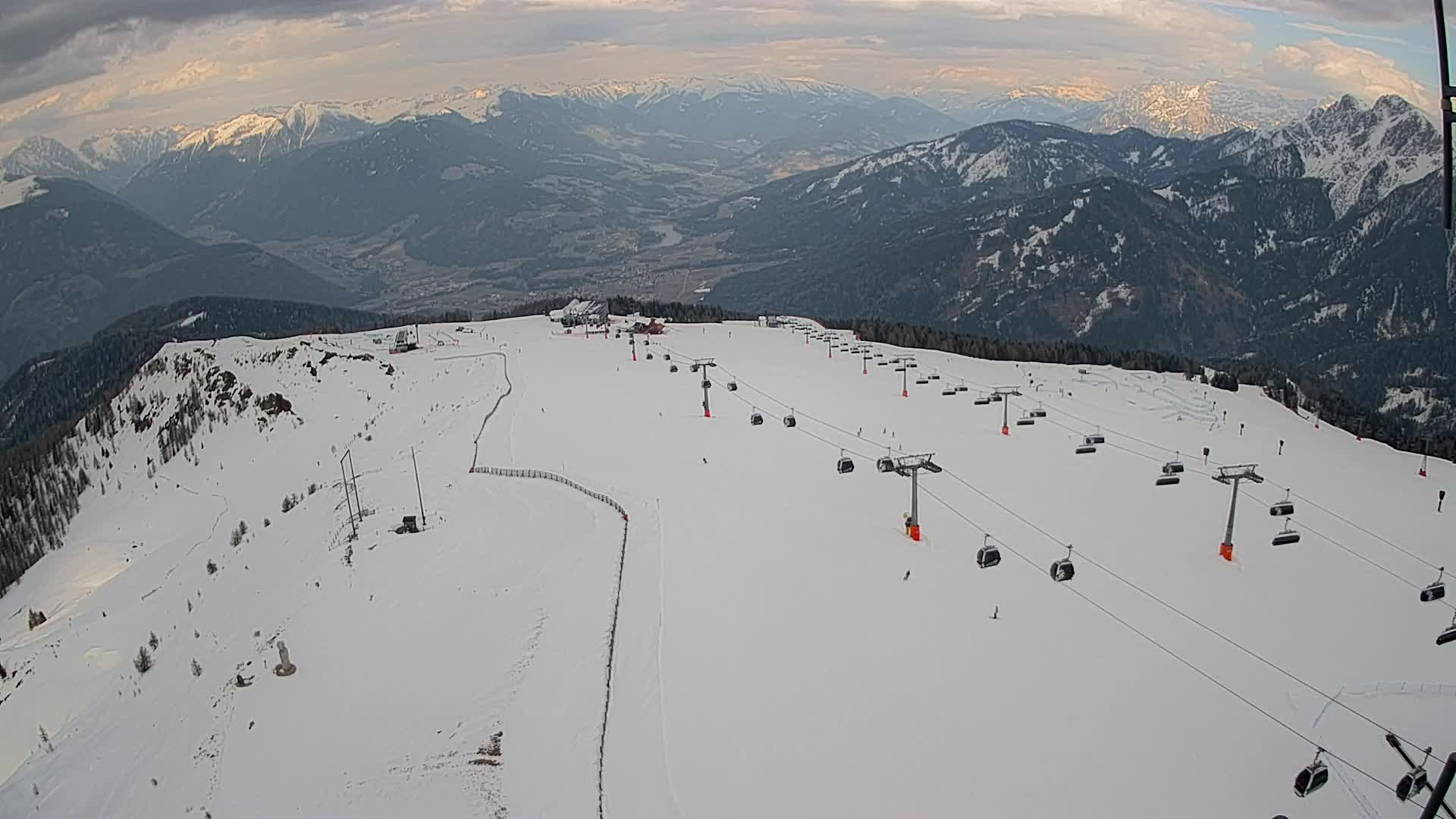 Kronplatz peak | view to Valdaora – Olang