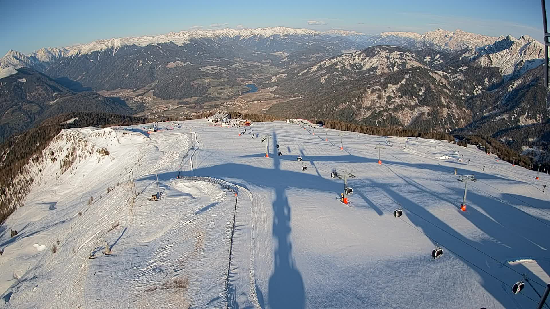 Kronplatz peak | view to Valdaora – Olang