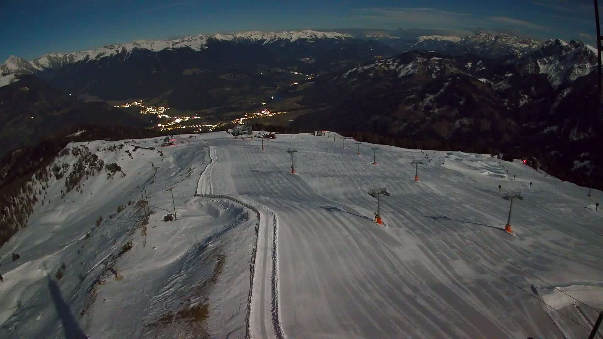 Kronplatz peak | view to Valdaora – Olang
