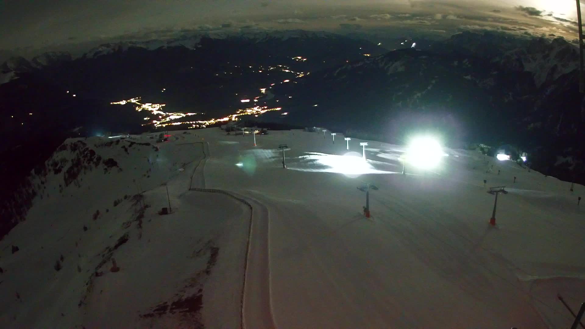 Kronplatz peak | view to Valdaora – Olang