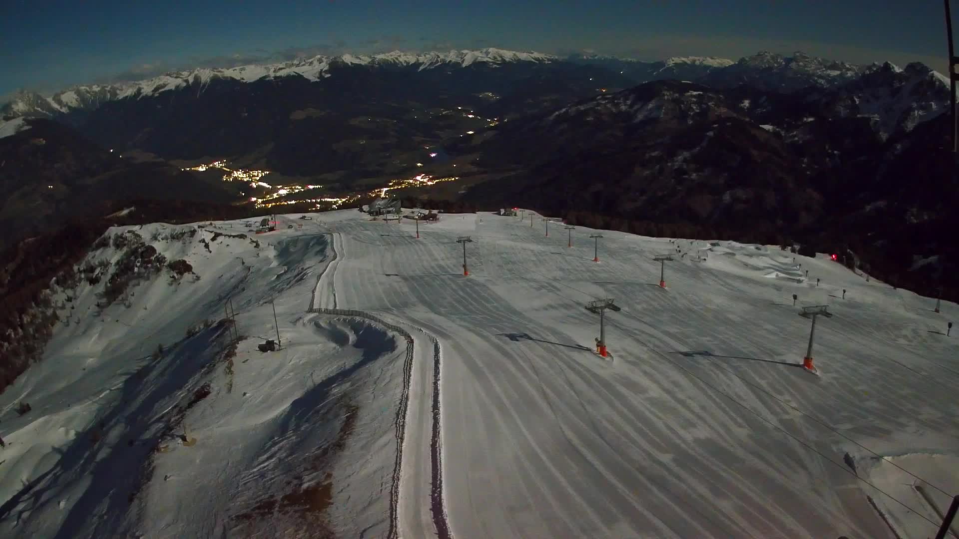 Kronplatz peak | view to Valdaora – Olang