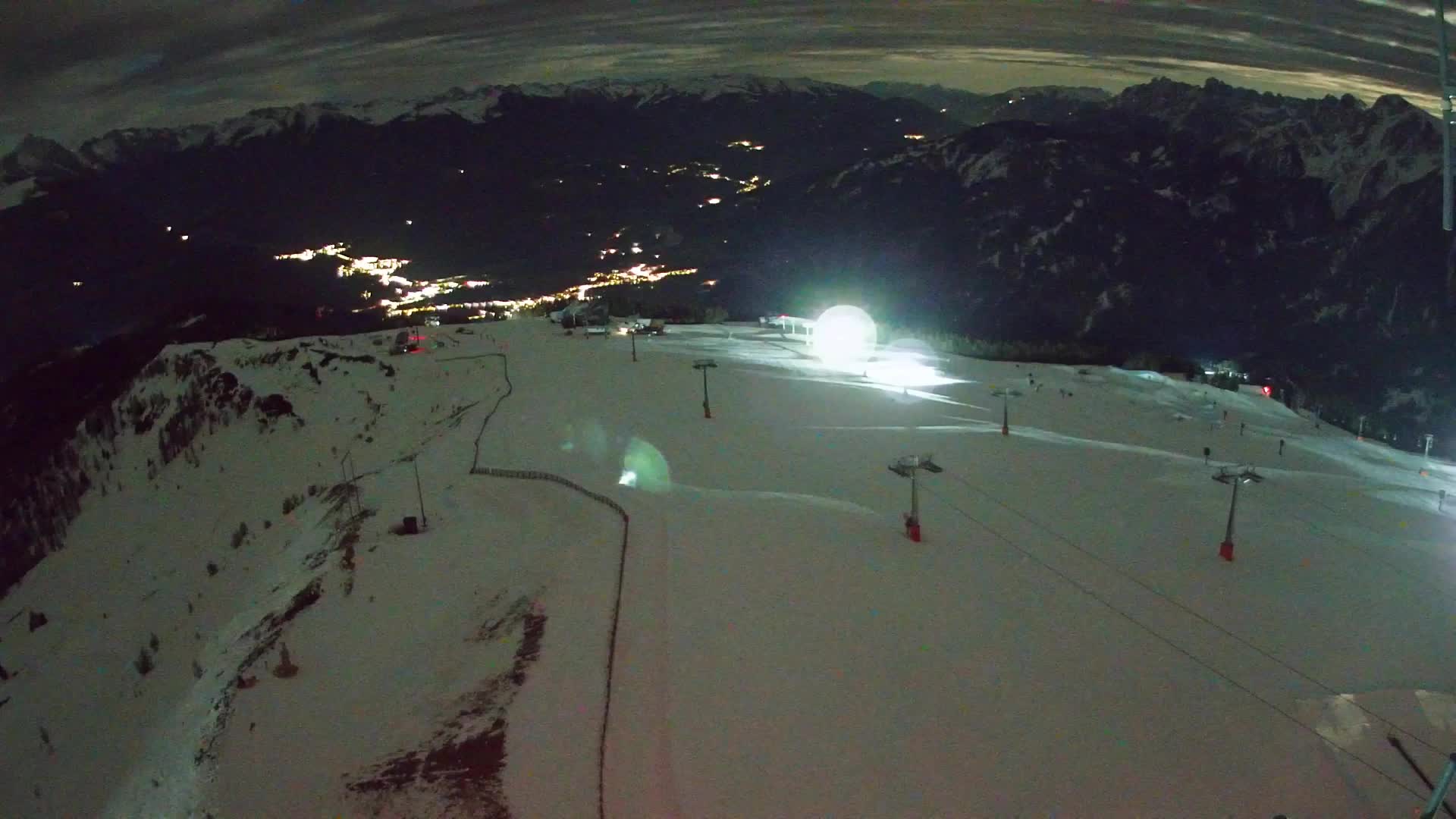 Kronplatz peak | view to Valdaora – Olang