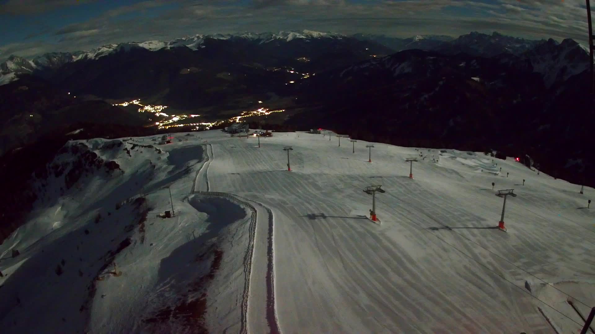 Kronplatz peak | view to Valdaora – Olang