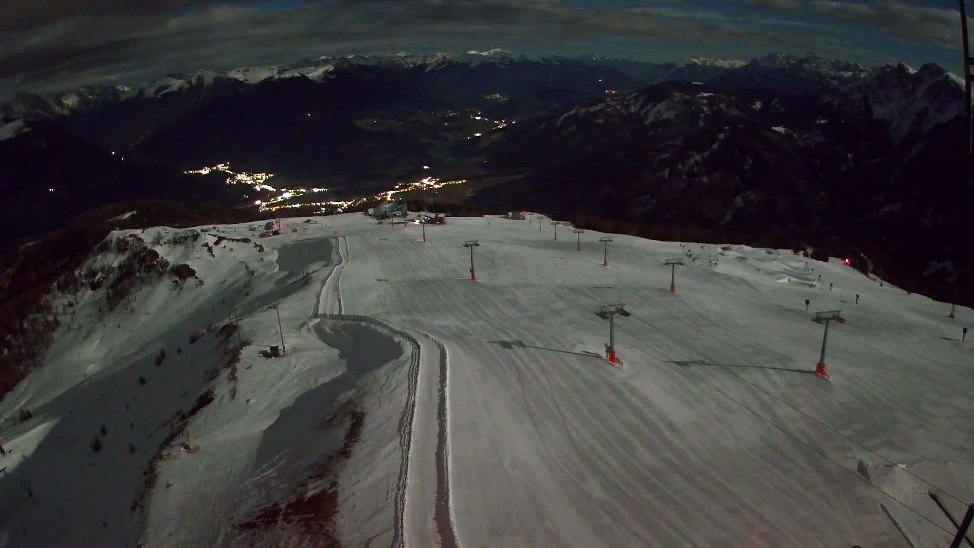 Kronplatz peak | view to Valdaora – Olang