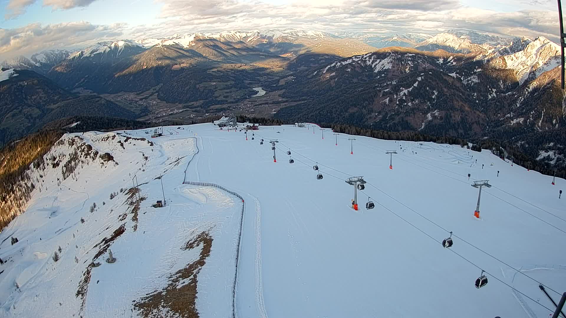 Kronplatz peak | view to Valdaora – Olang