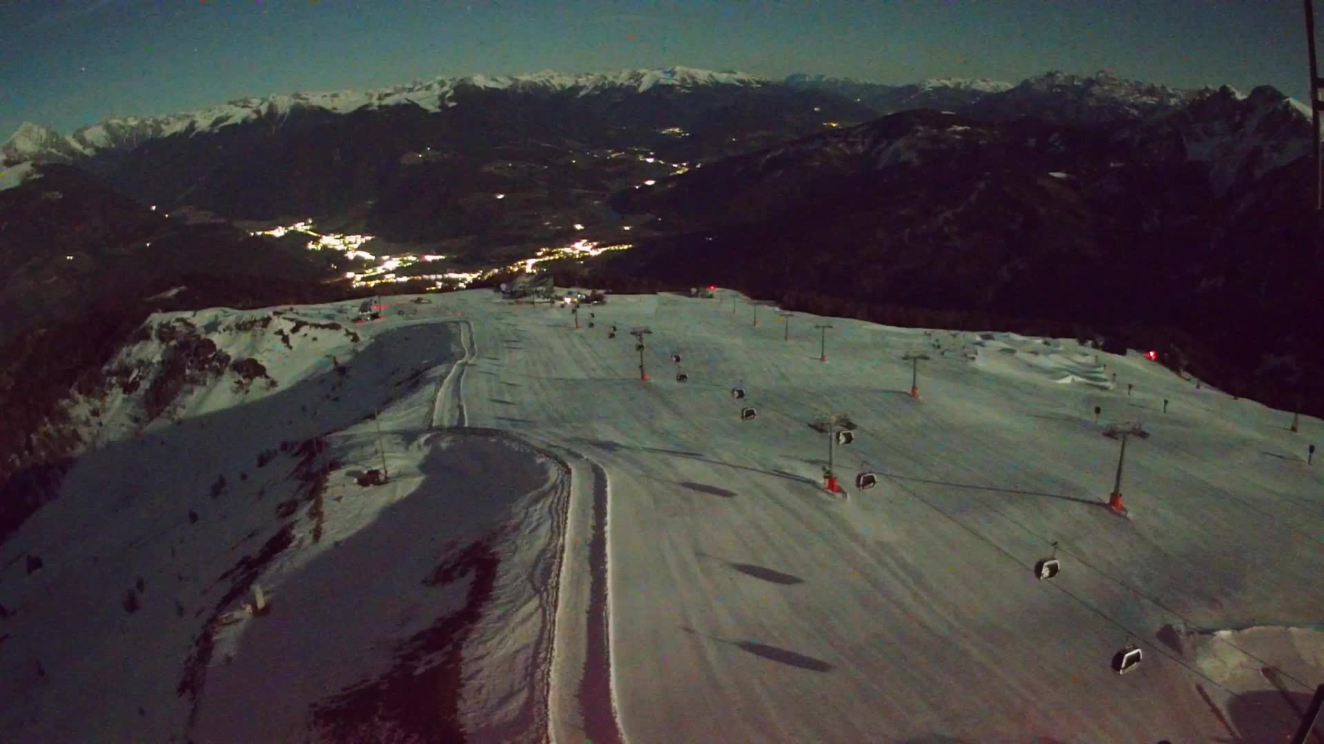 Kronplatz peak | view to Valdaora – Olang