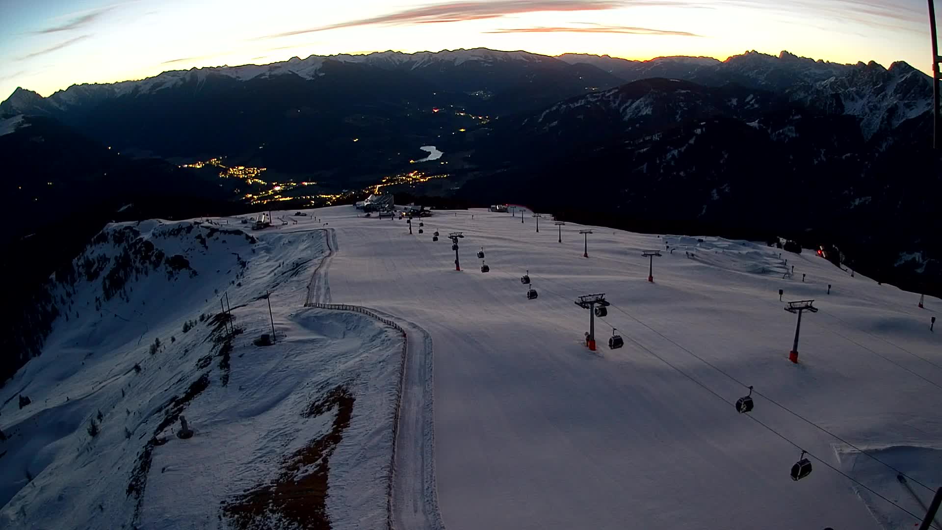 Kronplatz peak | view to Valdaora – Olang