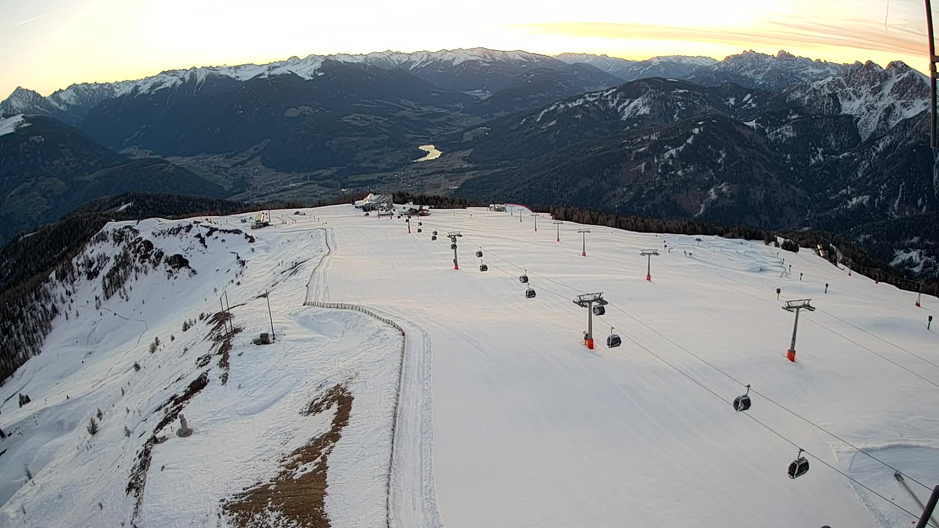 Kronplatz peak | view to Valdaora – Olang