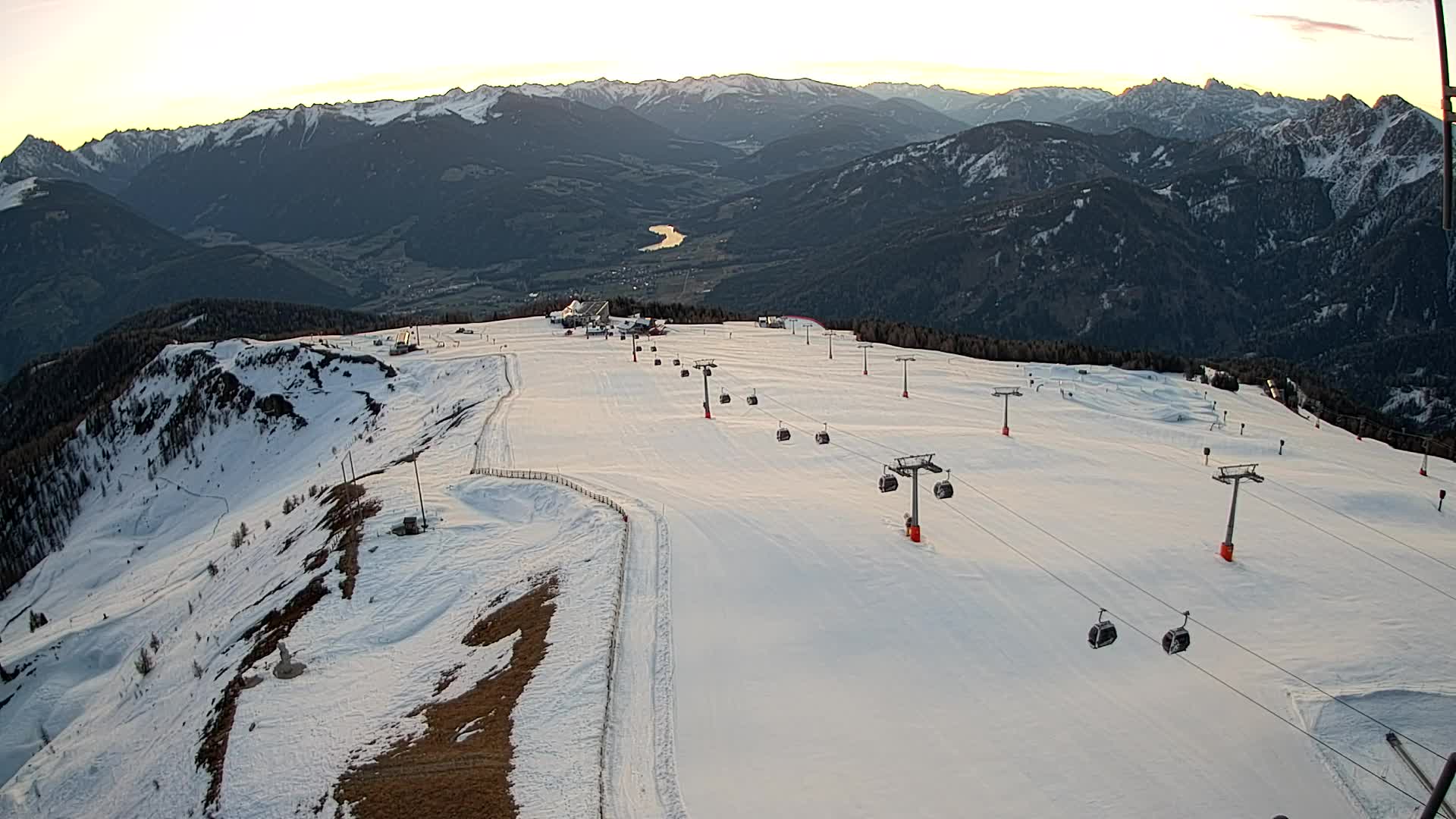 Kronplatz peak | view to Valdaora – Olang