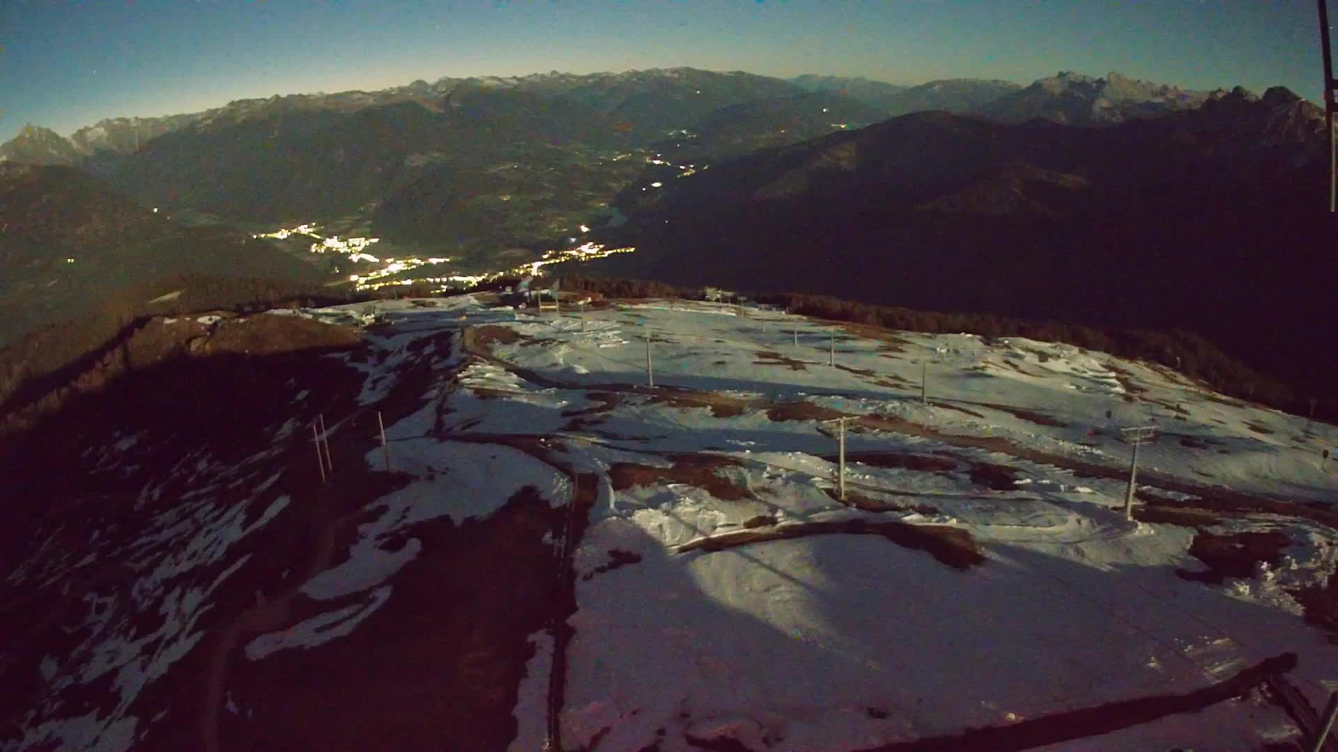 Kronplatz peak | view to Valdaora – Olang