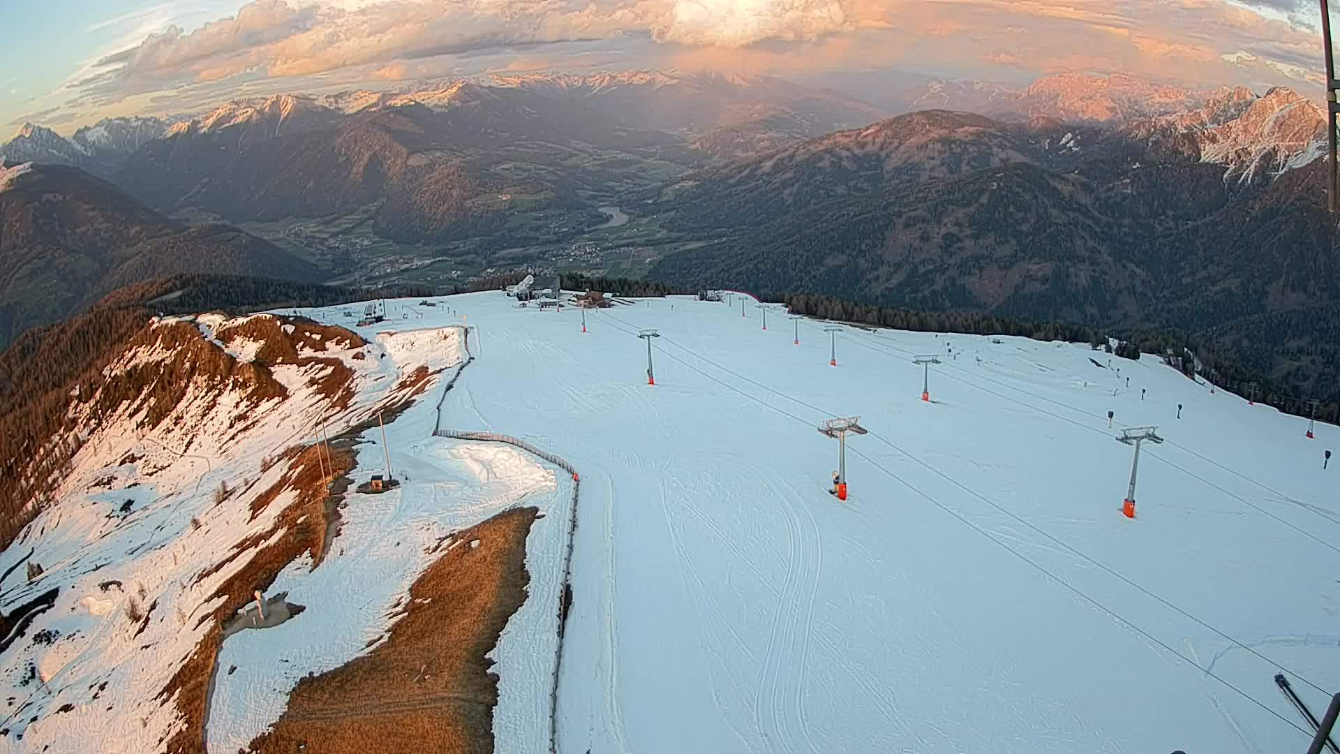Kronplatz peak | view to Valdaora – Olang
