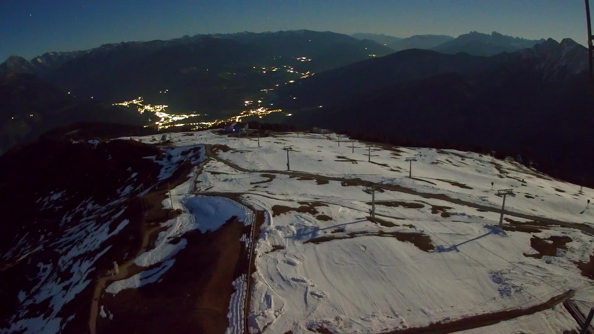 Kronplatz peak | view to Valdaora – Olang