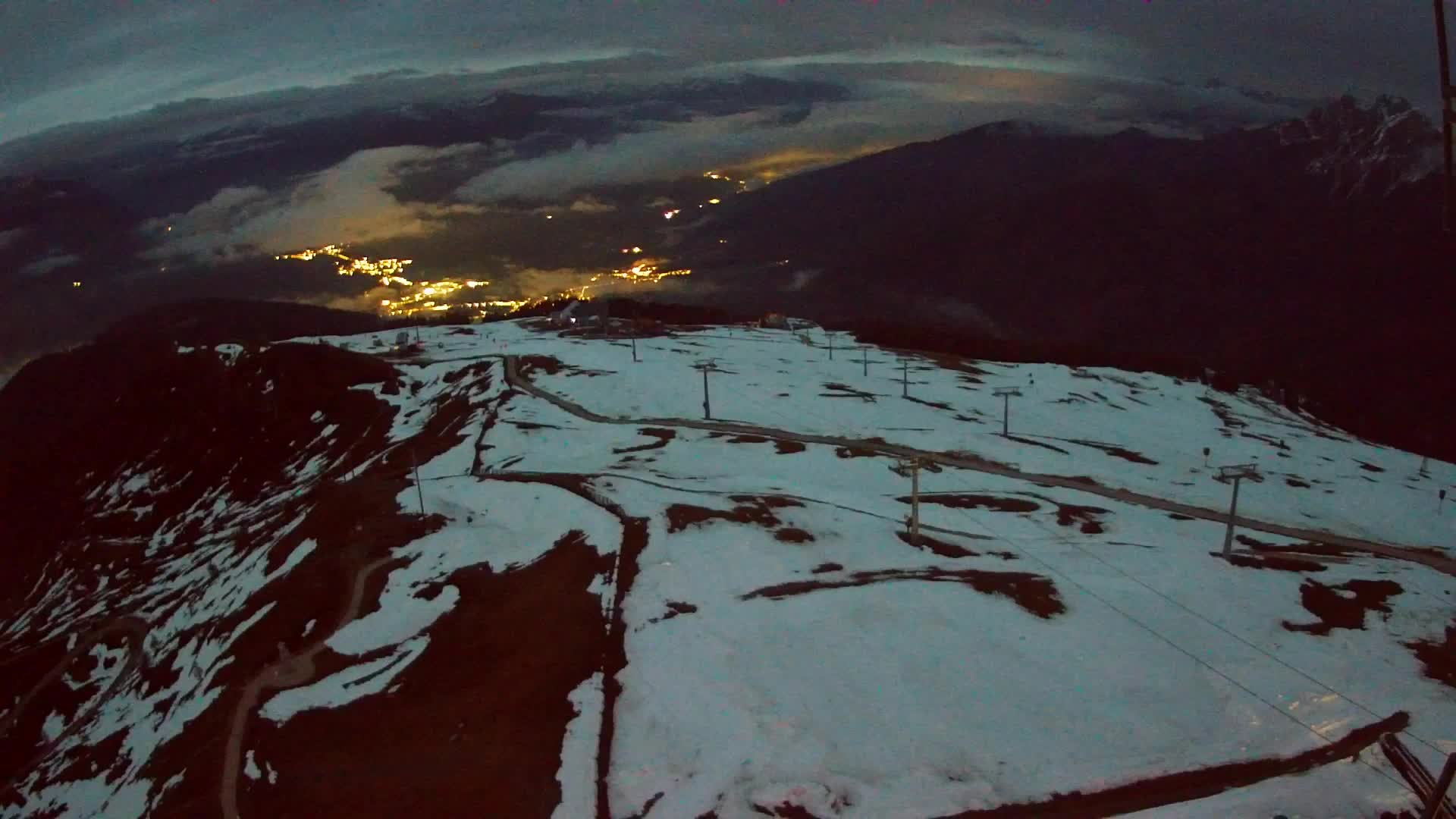 Kronplatz peak | view to Valdaora – Olang