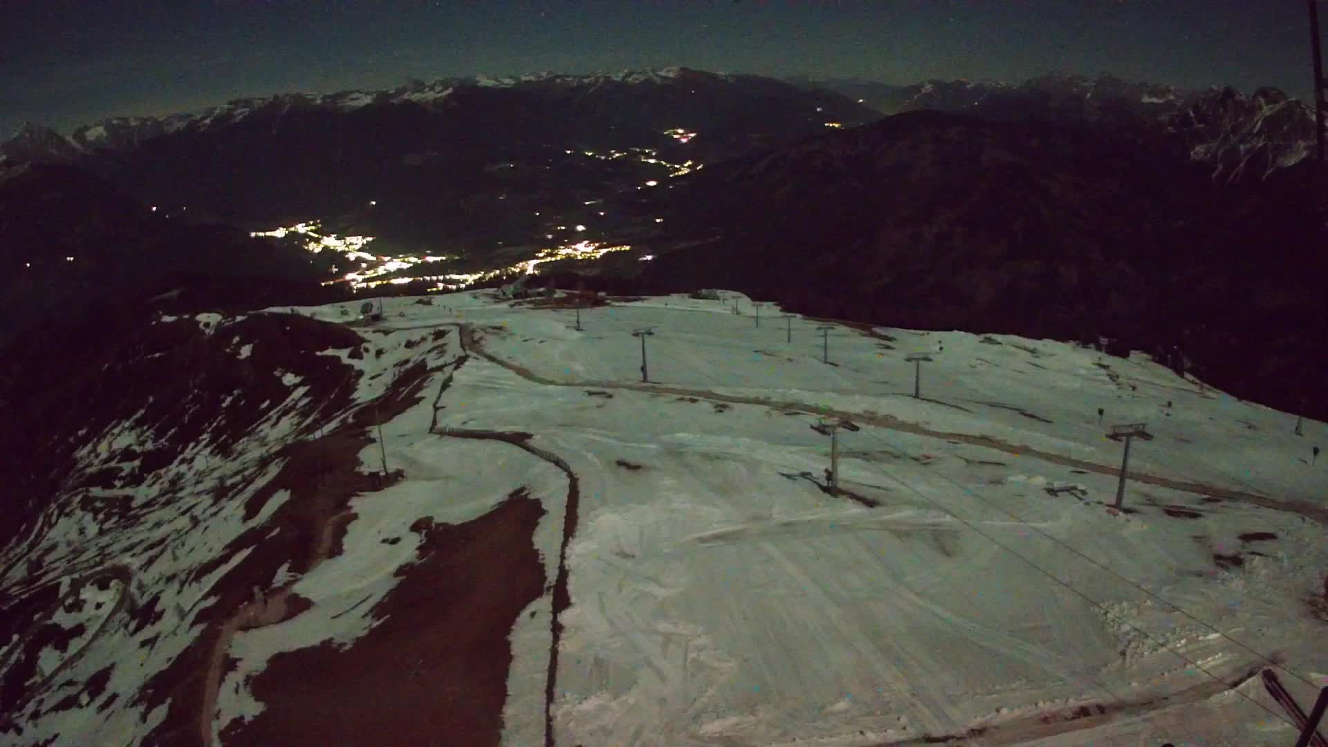 Kronplatz peak | view to Valdaora – Olang