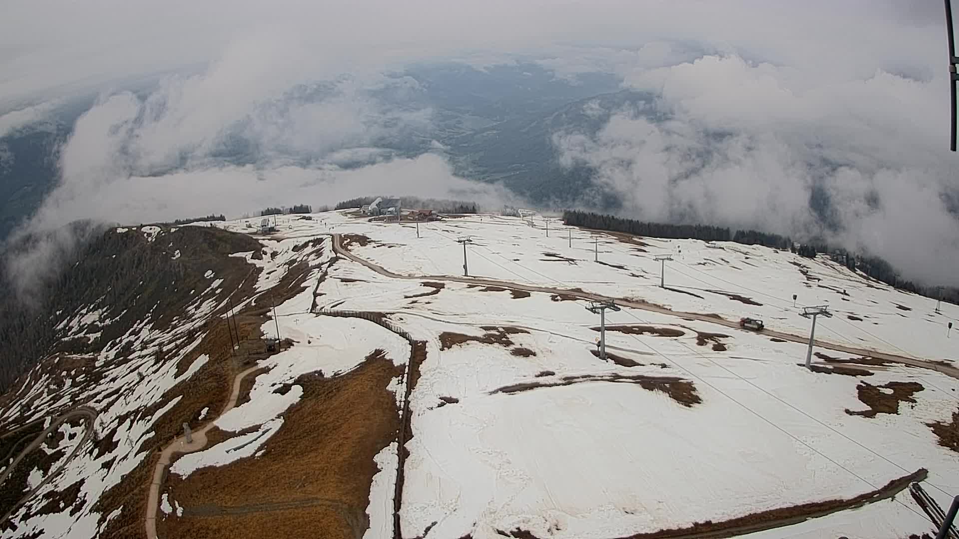 Kronplatz peak | view to Valdaora – Olang
