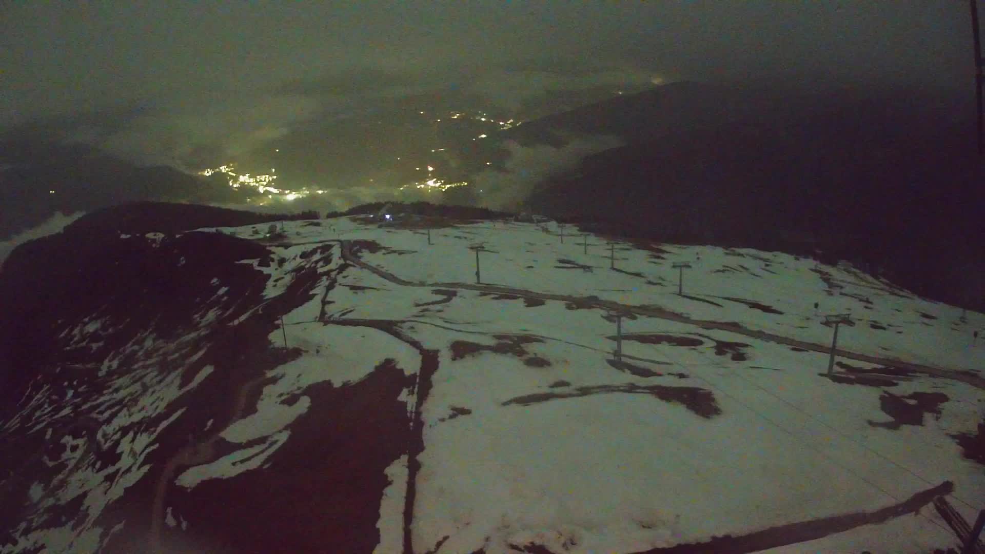 Kronplatz peak | view to Valdaora – Olang